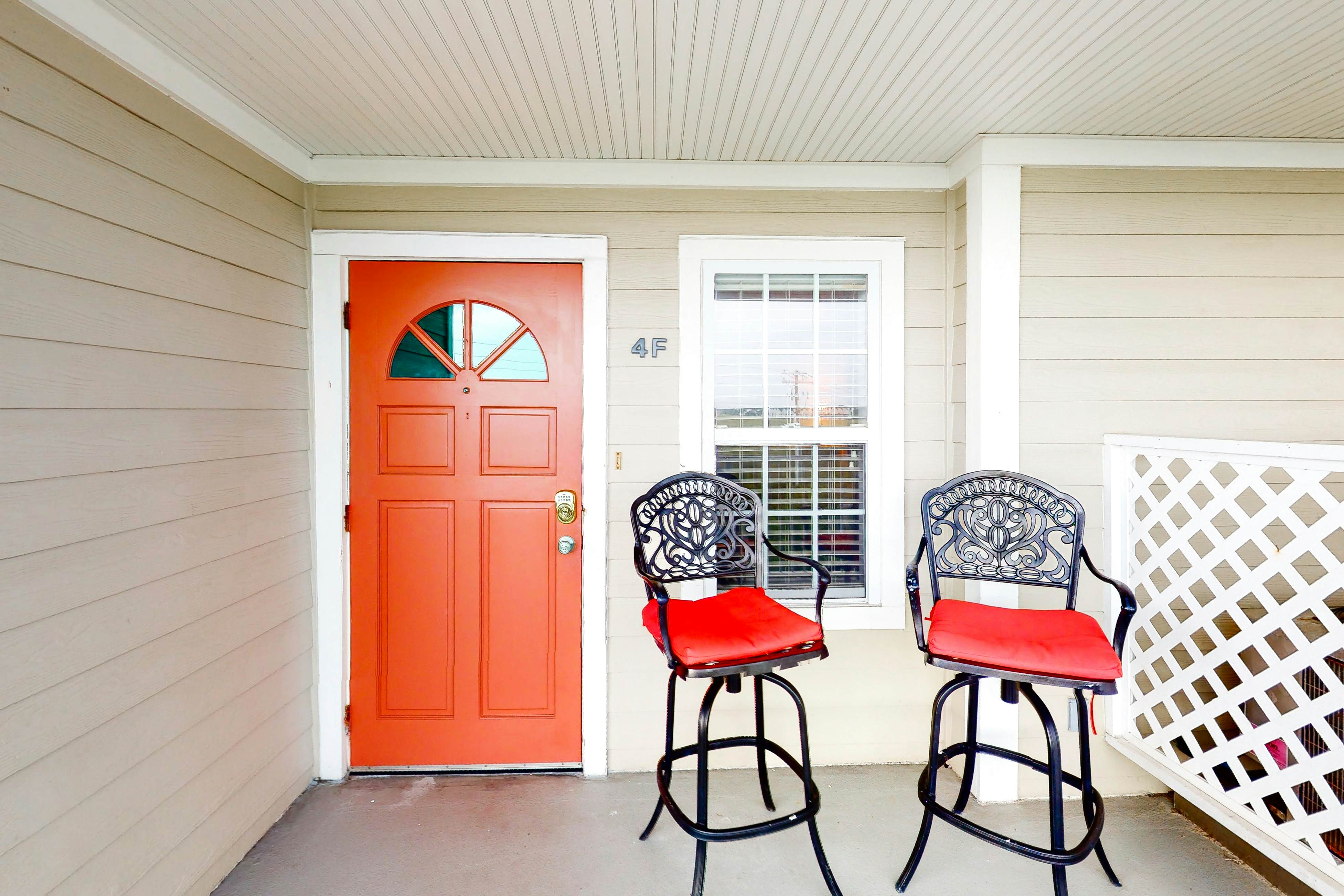 Stunning Condo with Amazing Views of Folly River - Close to Historic Charleston