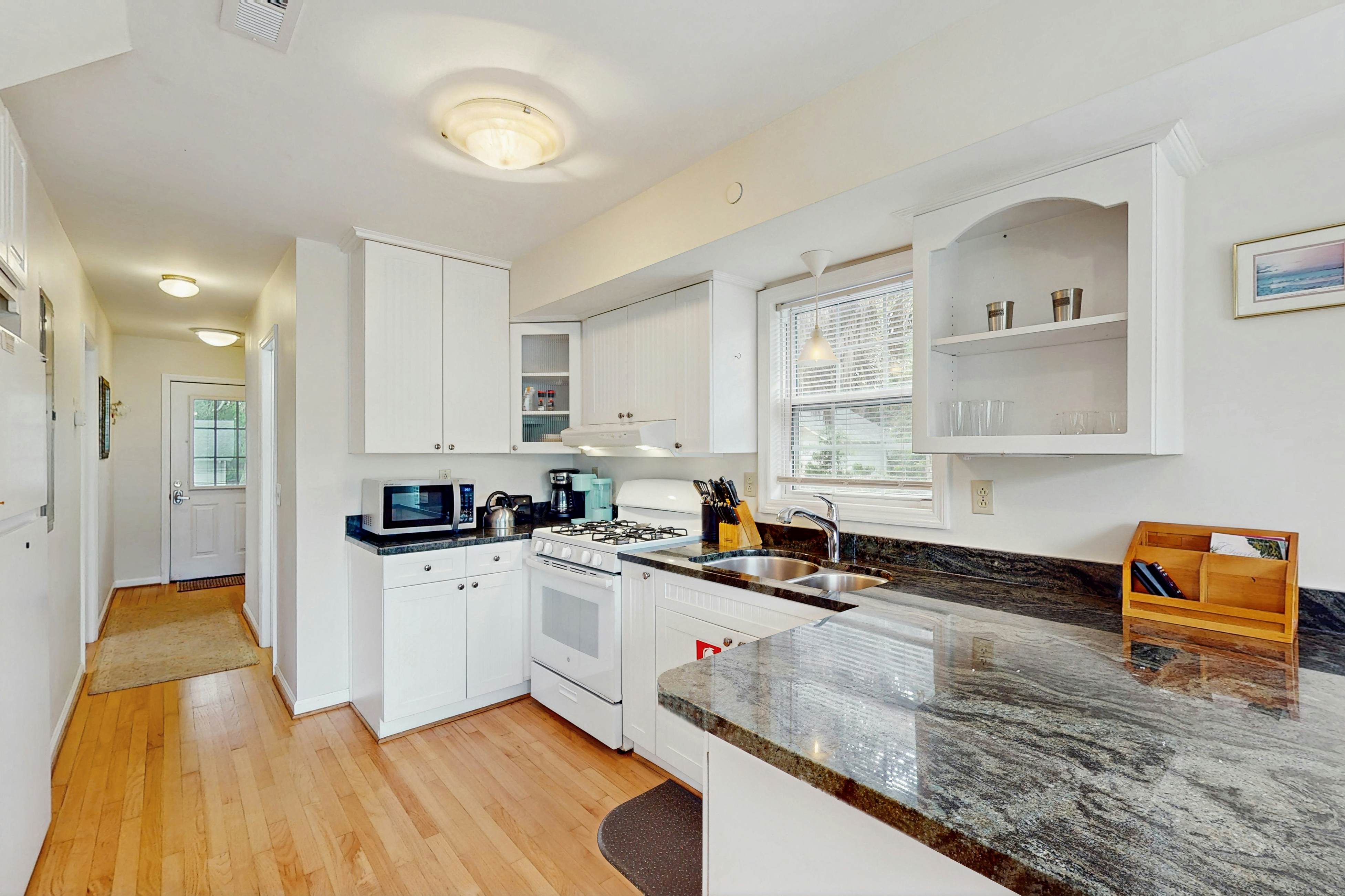 Amazing Beach Home w/Free WiFi/Private Washer/Dryer - 200 Steps to Beach Access