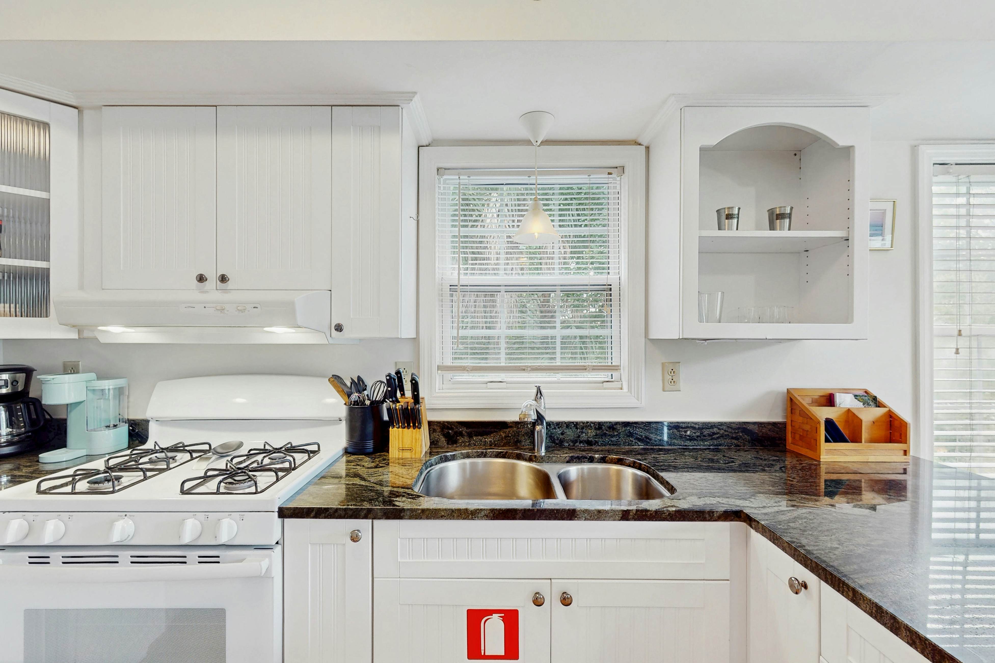 Amazing Beach Home w/Free WiFi/Private Washer/Dryer - 200 Steps to Beach Access