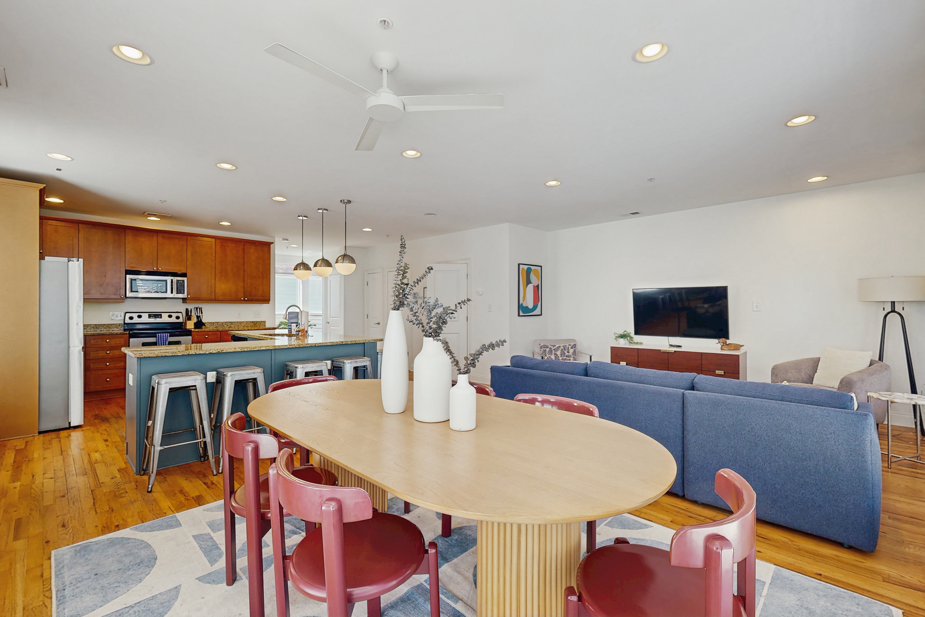 Newly Renovated Charleston Retreat in a Prime Downtown Location