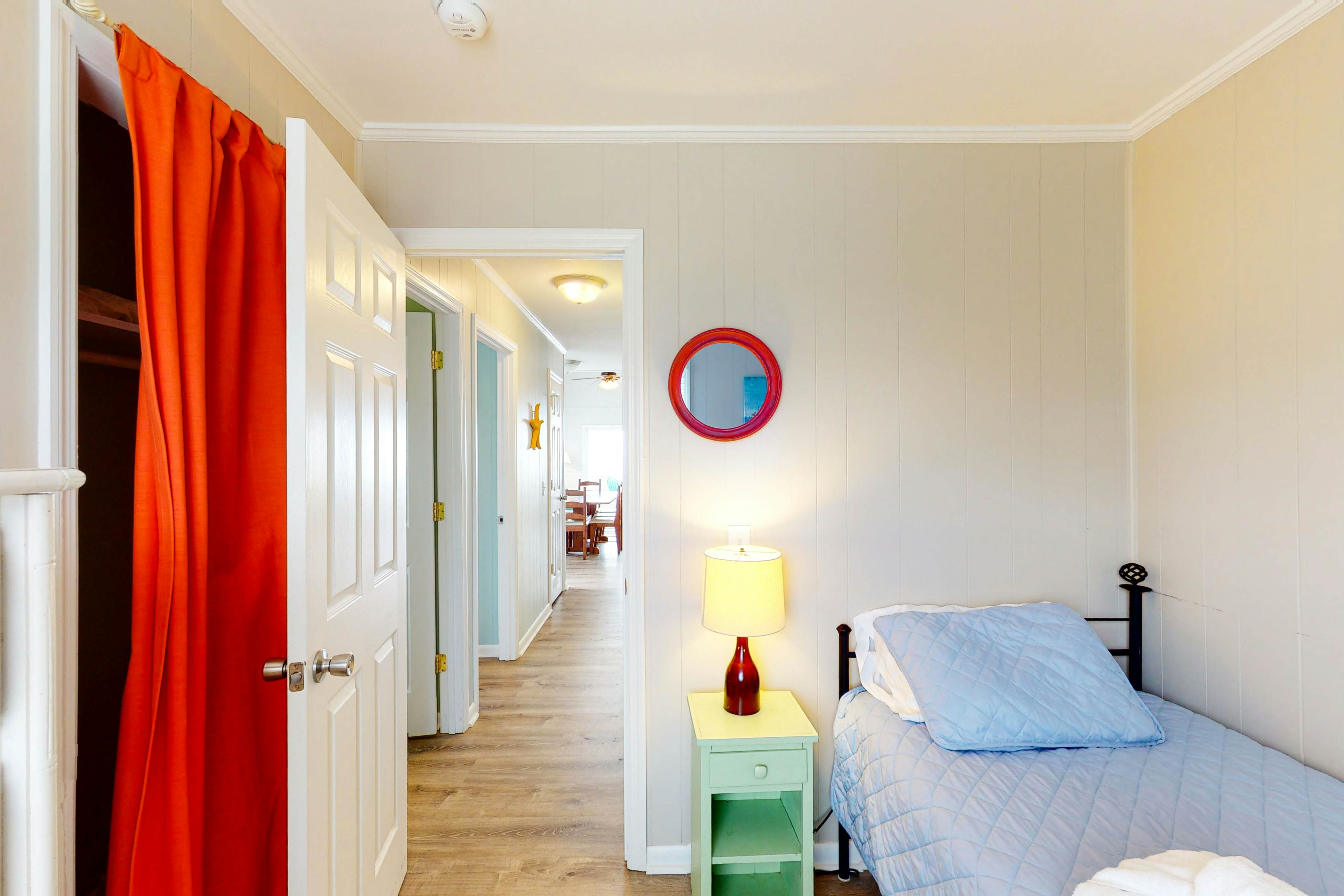 Oceanfront home with WiFi, full kitchen, & deck that spans the side of the home