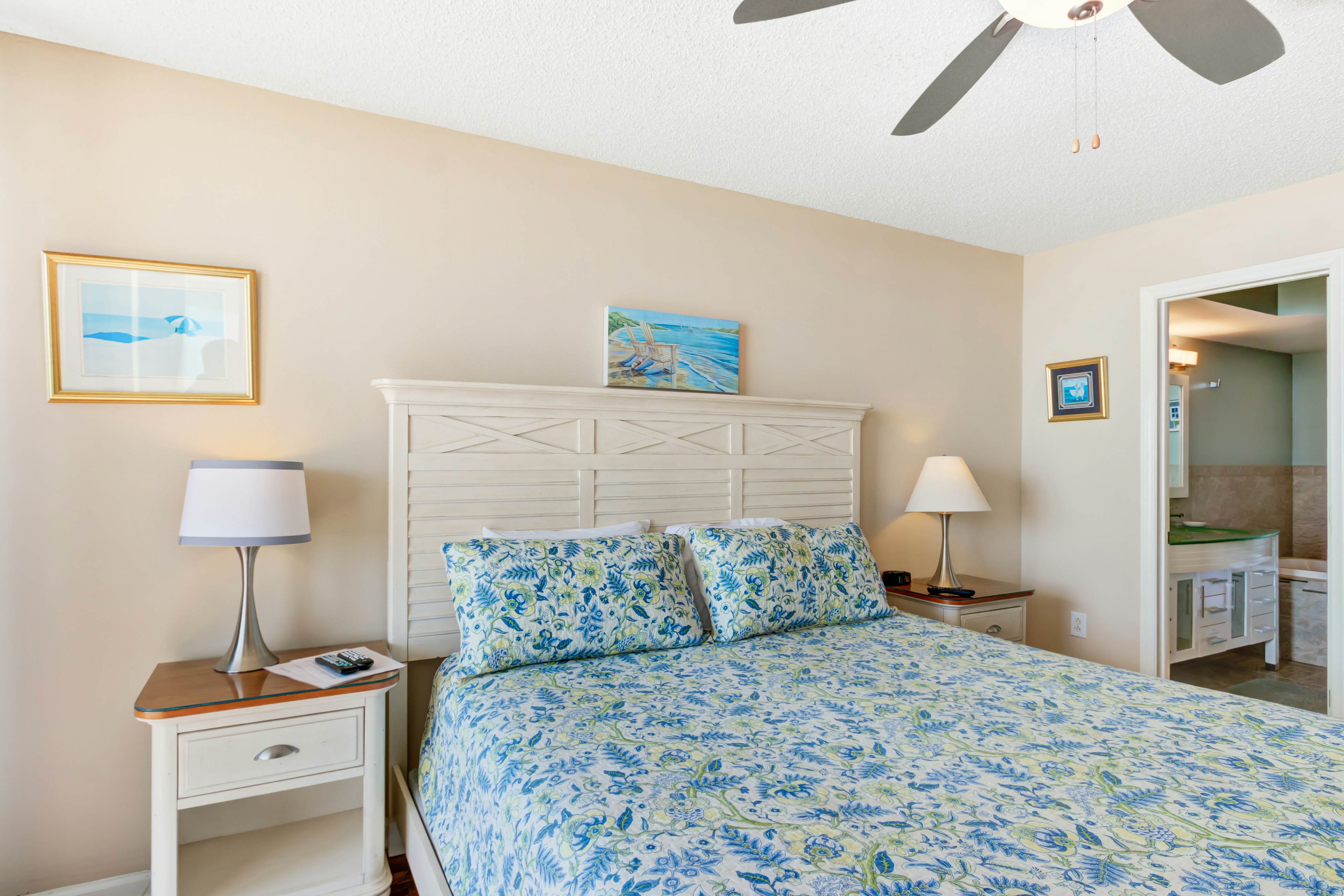 Oceanfront villa steps from the beach w/private balcony & shared pool