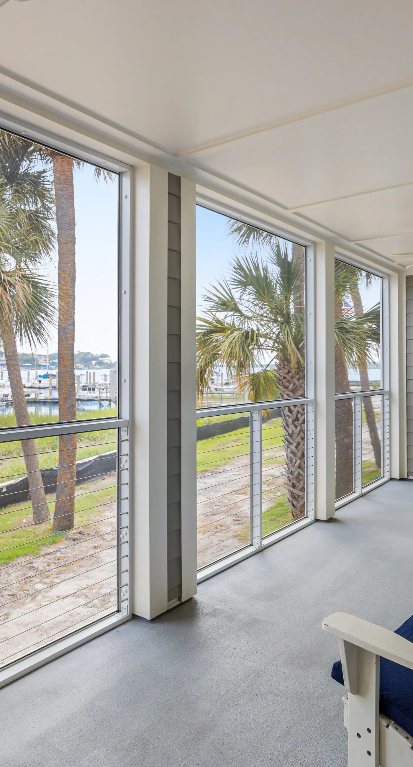 First-floor villa w/ magnificent river view & community pool/dock/tennis courts