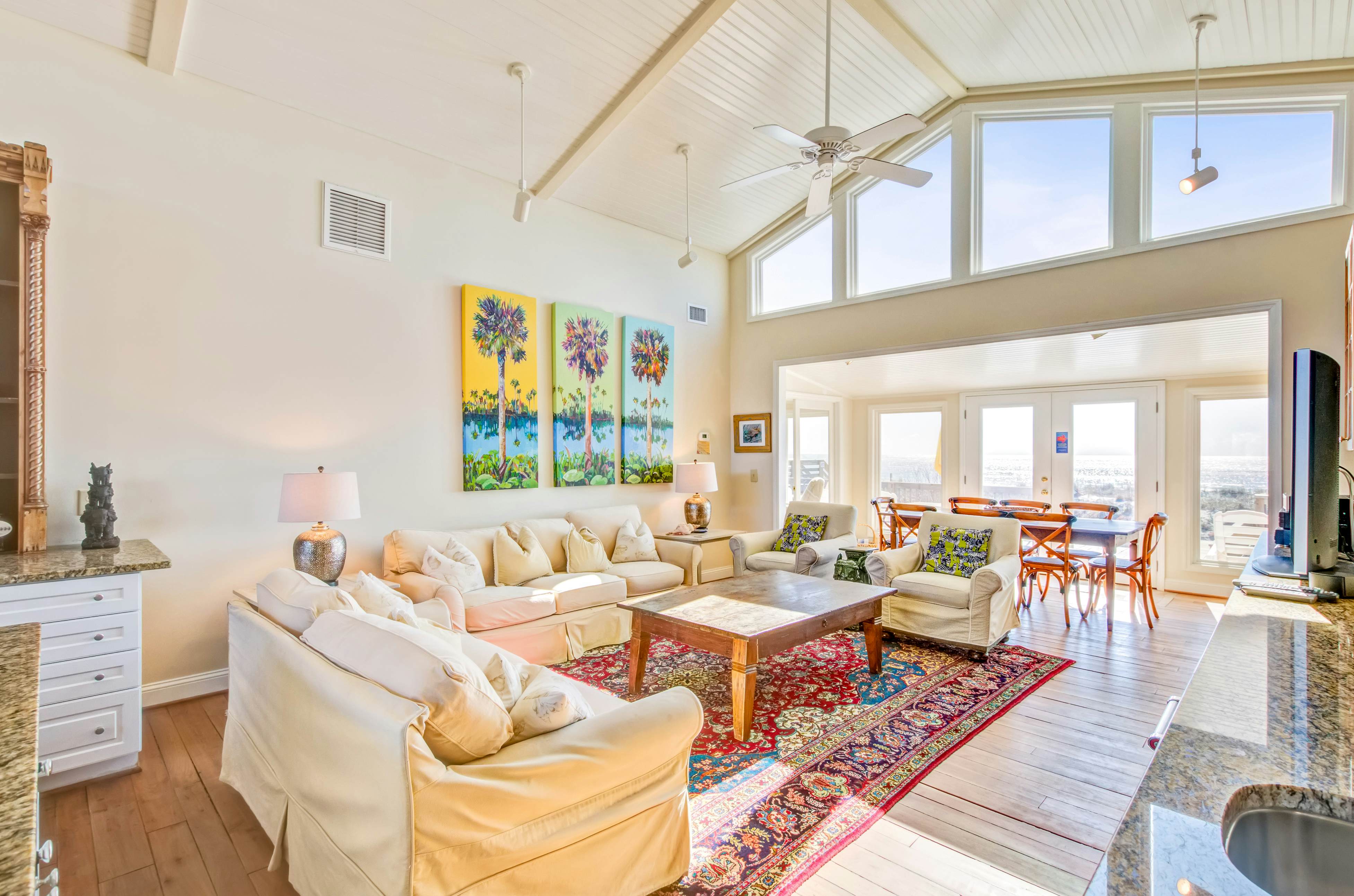 Spacious oceanfront home w/ free WiFi and large deck overlooking the beach