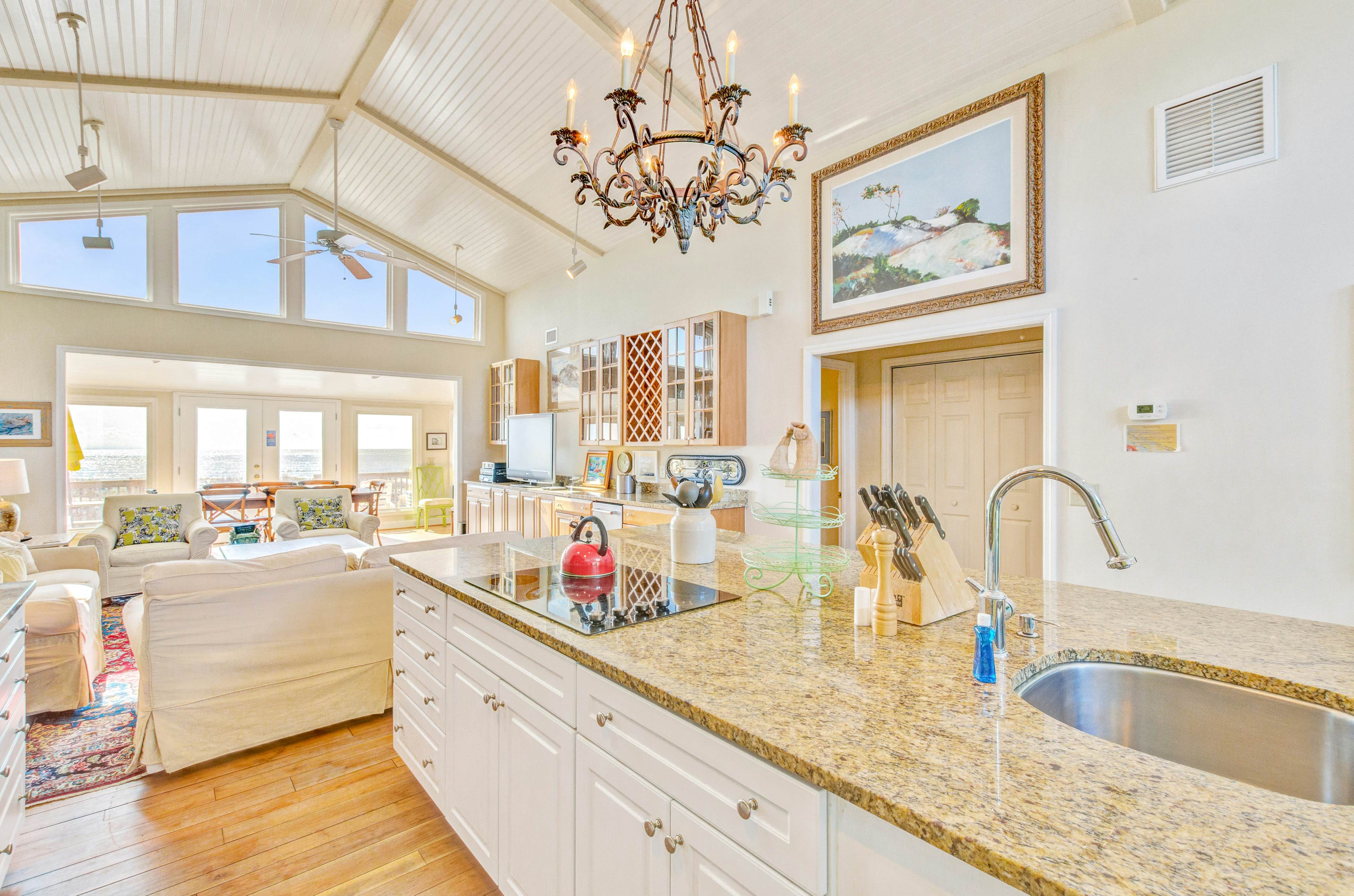 Spacious oceanfront home w/ free WiFi and large deck overlooking the beach