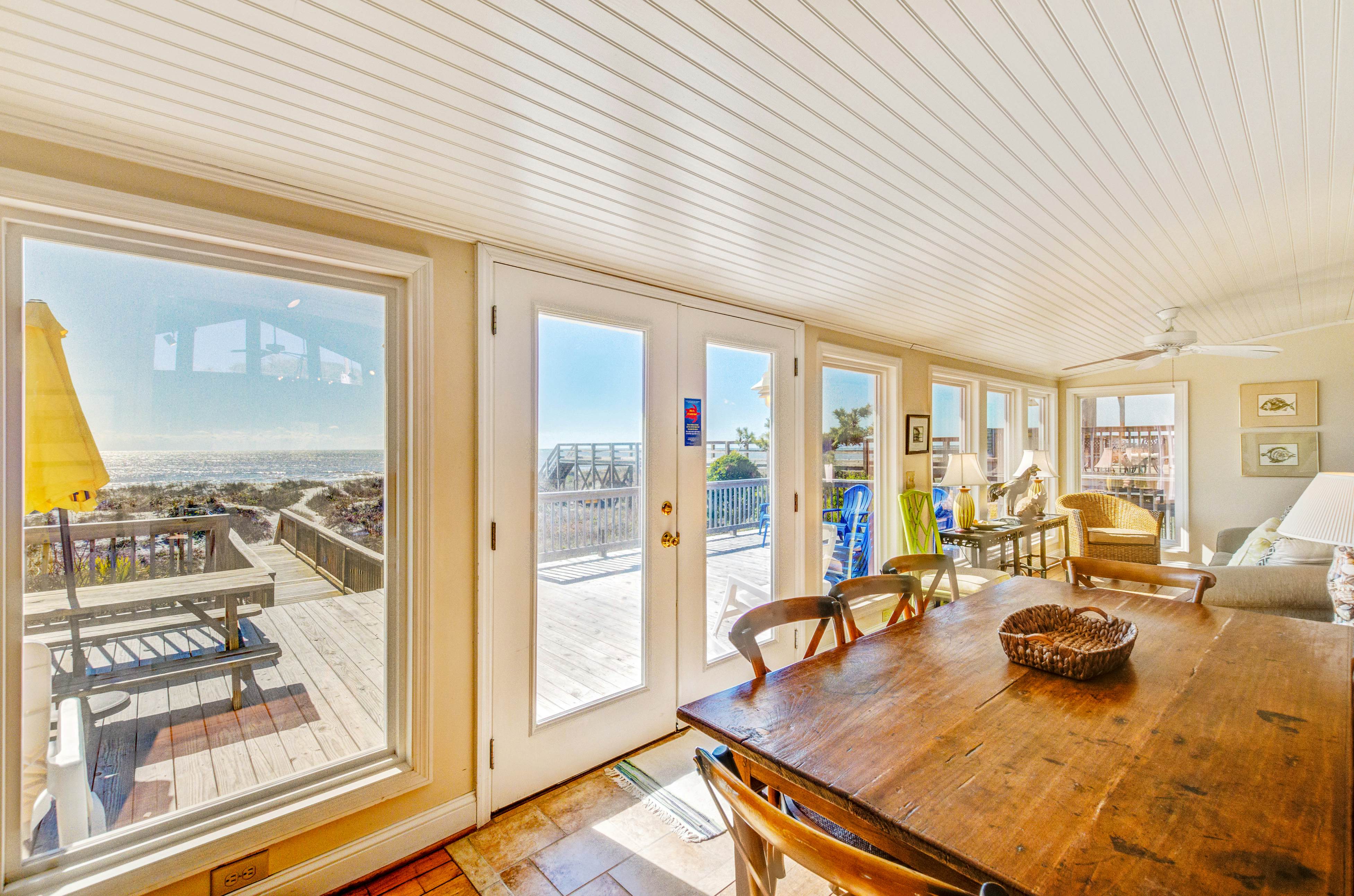 Spacious oceanfront home w/ free WiFi and large deck overlooking the beach