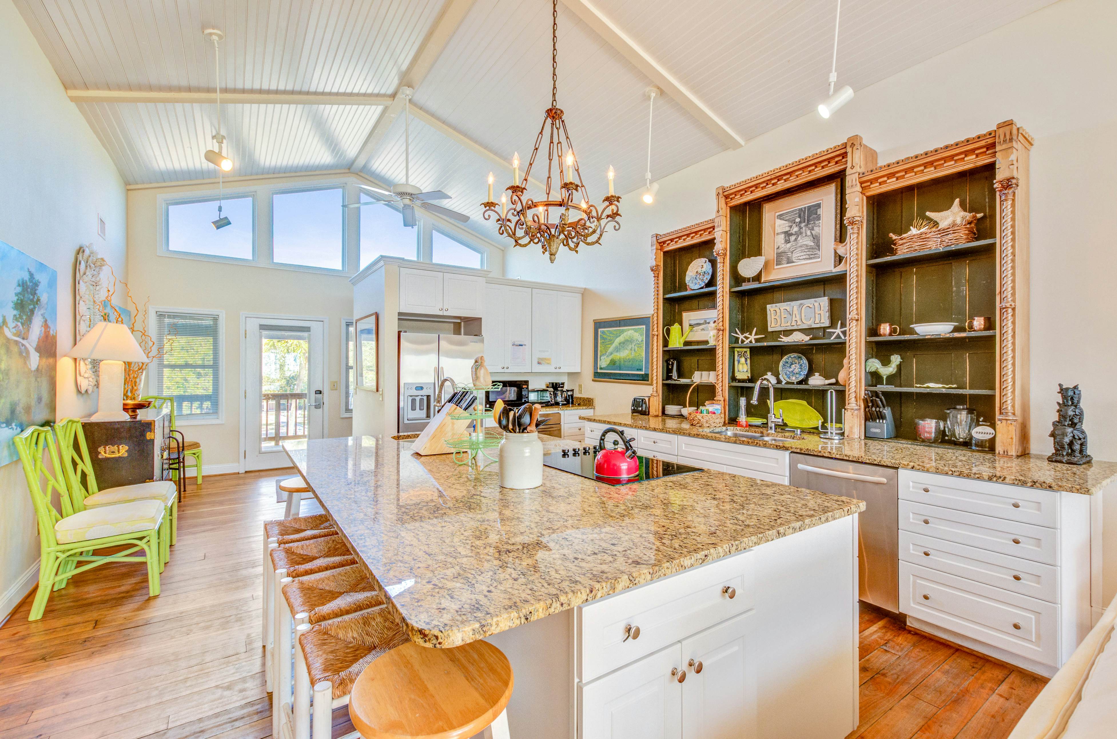 Spacious oceanfront home w/ free WiFi and large deck overlooking the beach