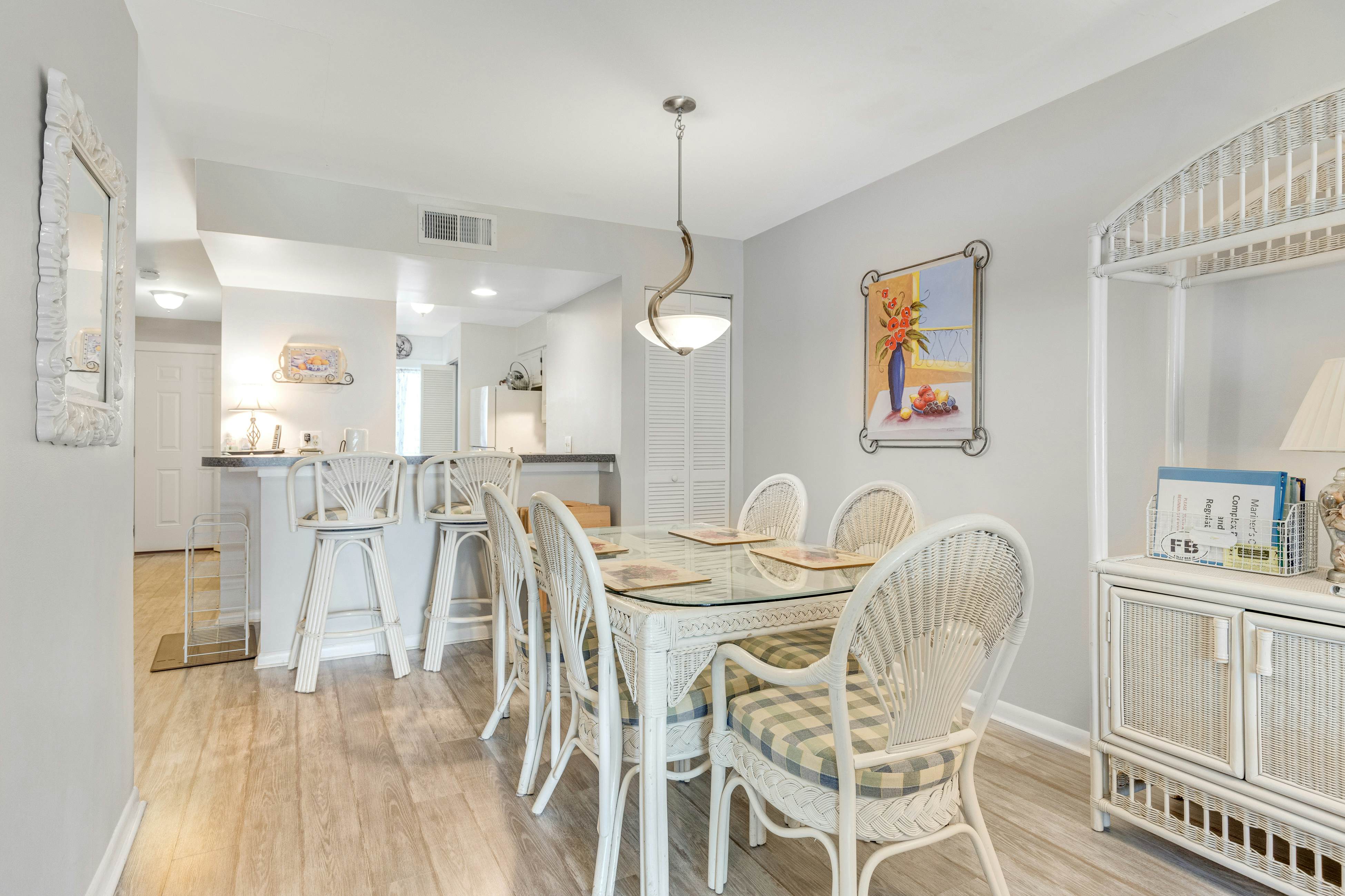 Second-floor villa w/ river views & community pool, tennis courts, and dock