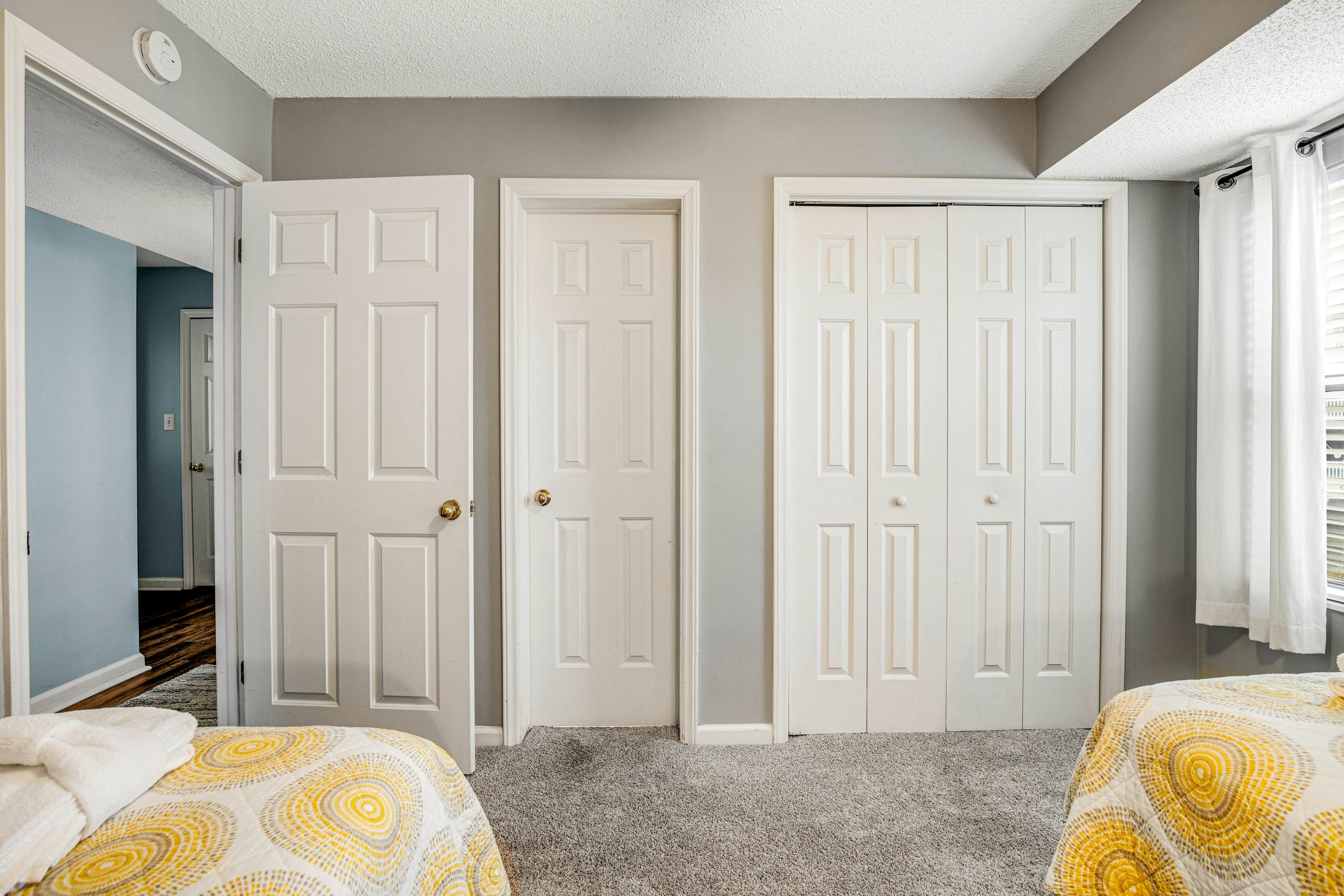 Updated oceanfront condo