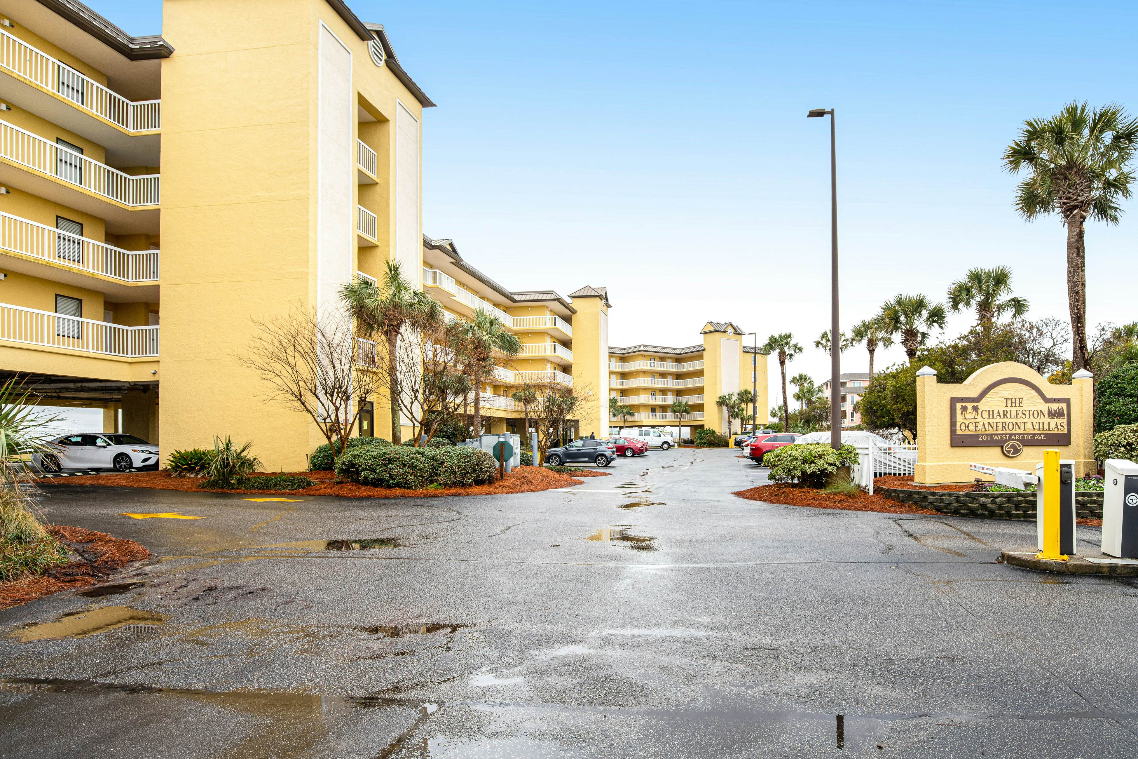 Updated oceanfront condo