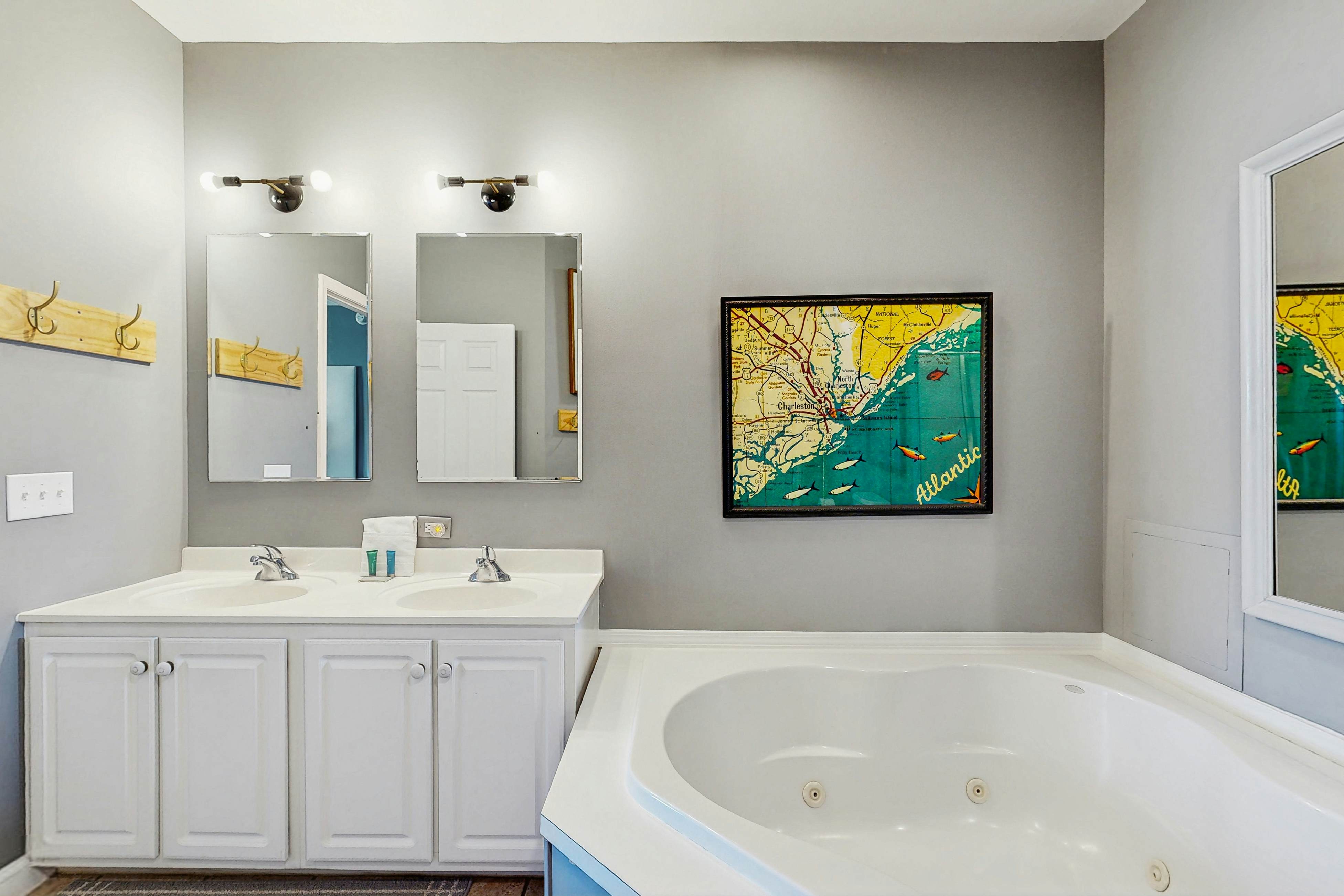 First-floor villa w/beach and ocean views from spacious balcony