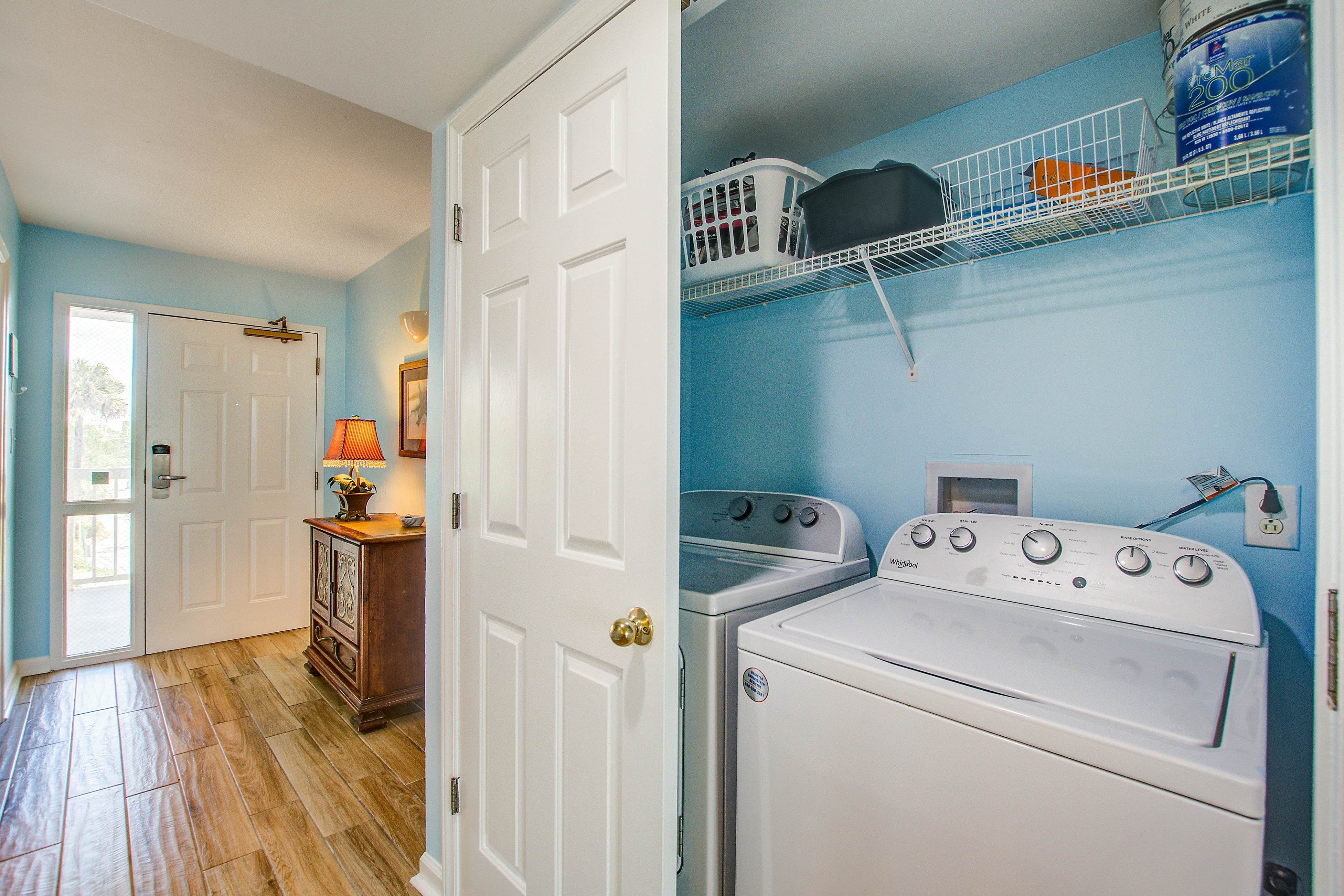 Oceanfront, first-floor villa w/large balcony & shared pool - near the beach