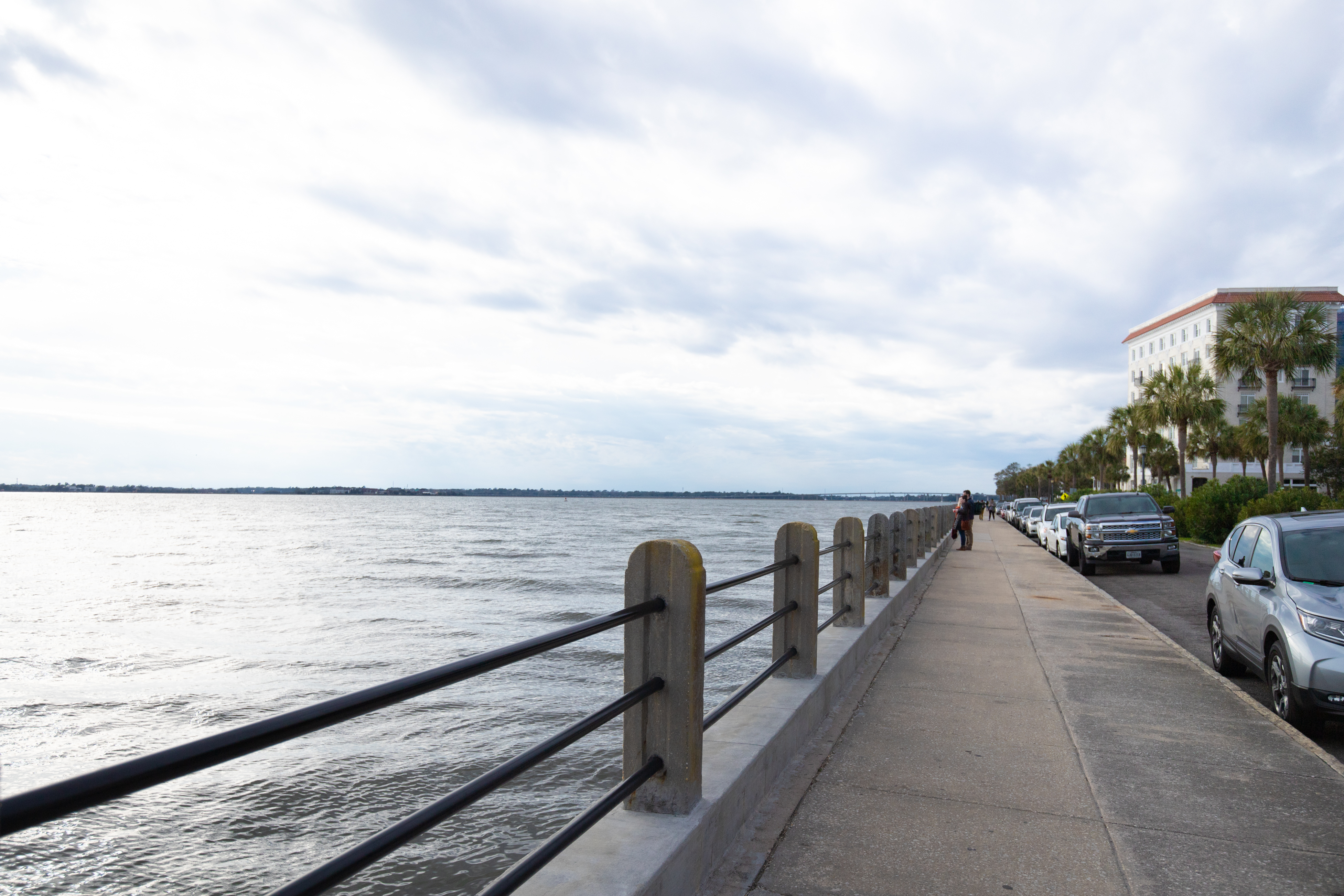 Charming downtown home in heart of Charleston with loft, tranquil courtyard & AC
