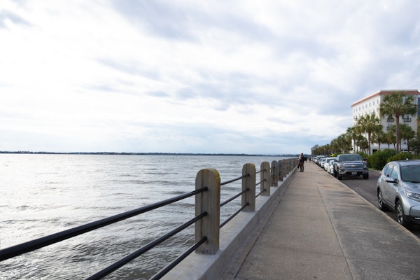 Charming downtown home in heart of Charleston with loft, tranquil courtyard & AC