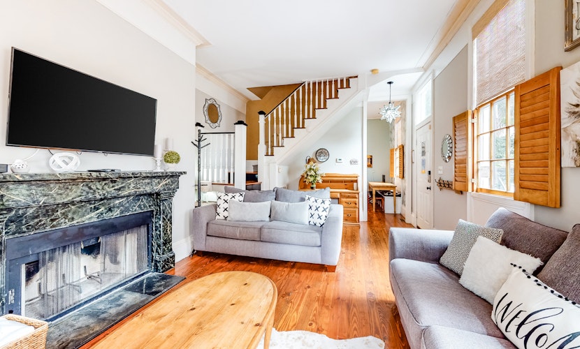 Dog-friendly home with AC, fireplace & W/D - one block to King Street dining