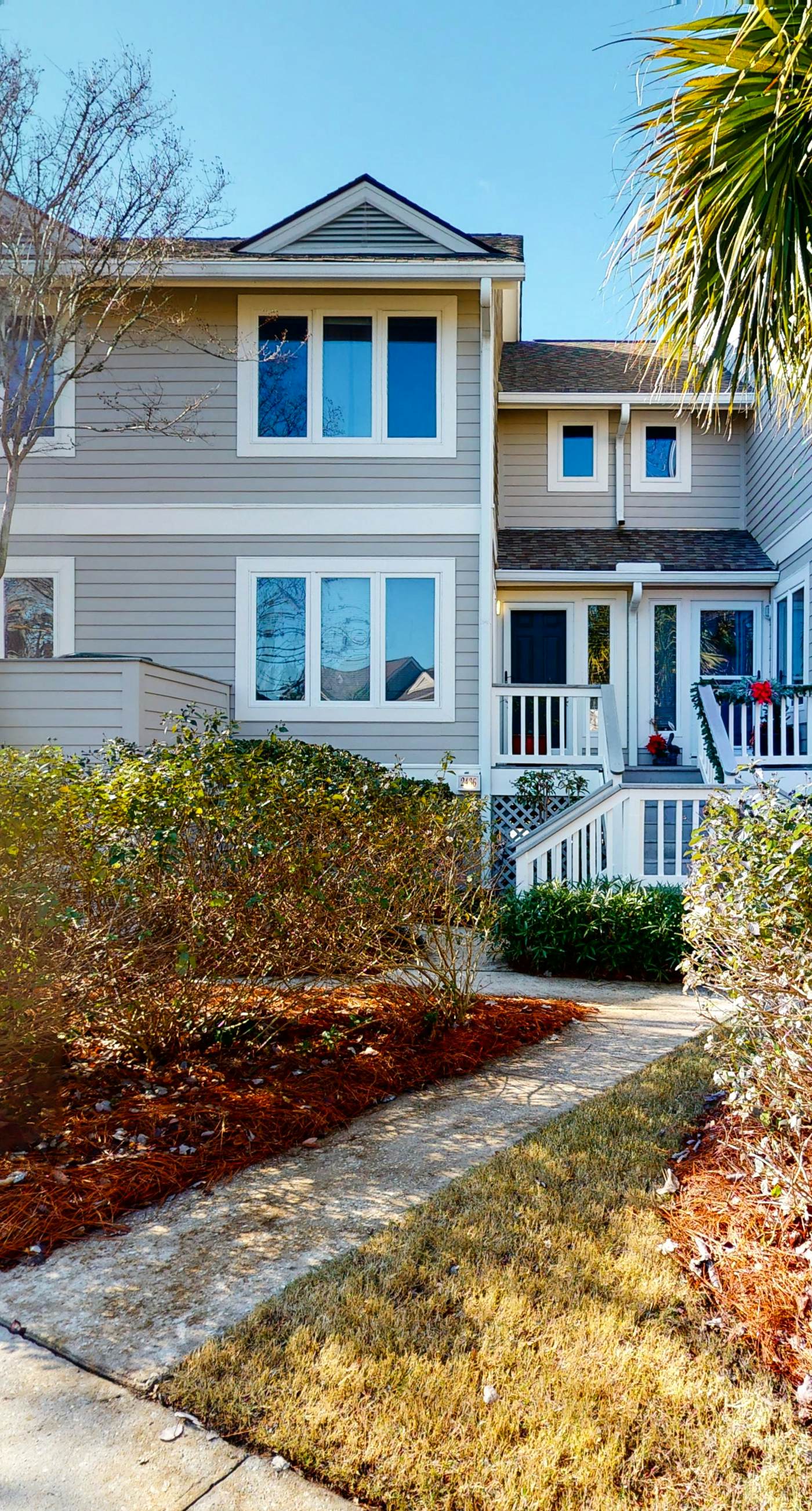 30-Day Marshfront Rental Condo w/Amazing Views, 2 Porches, Laundry & Shared Pool