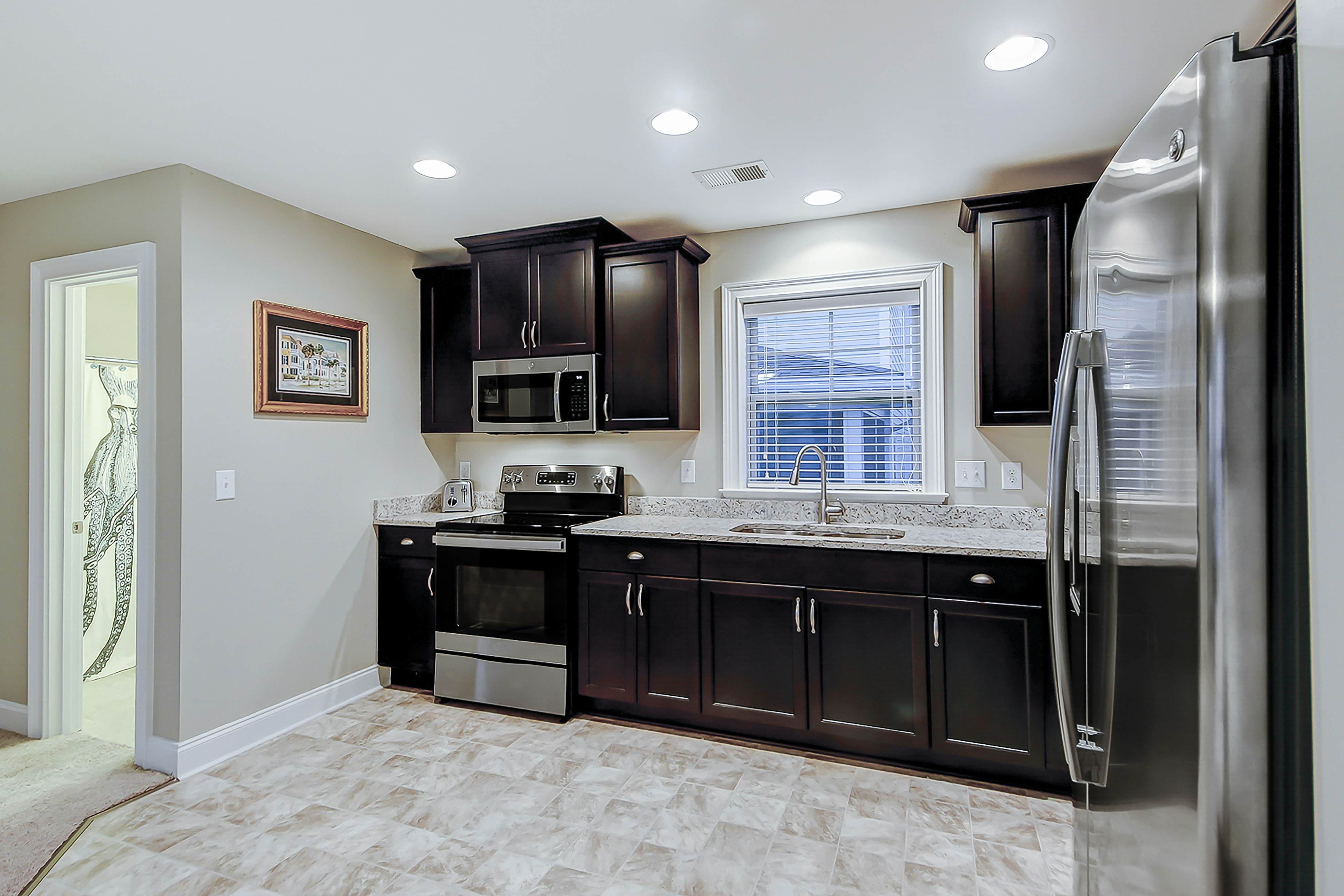 Charming studio with 3 pools, kitchenette & AC