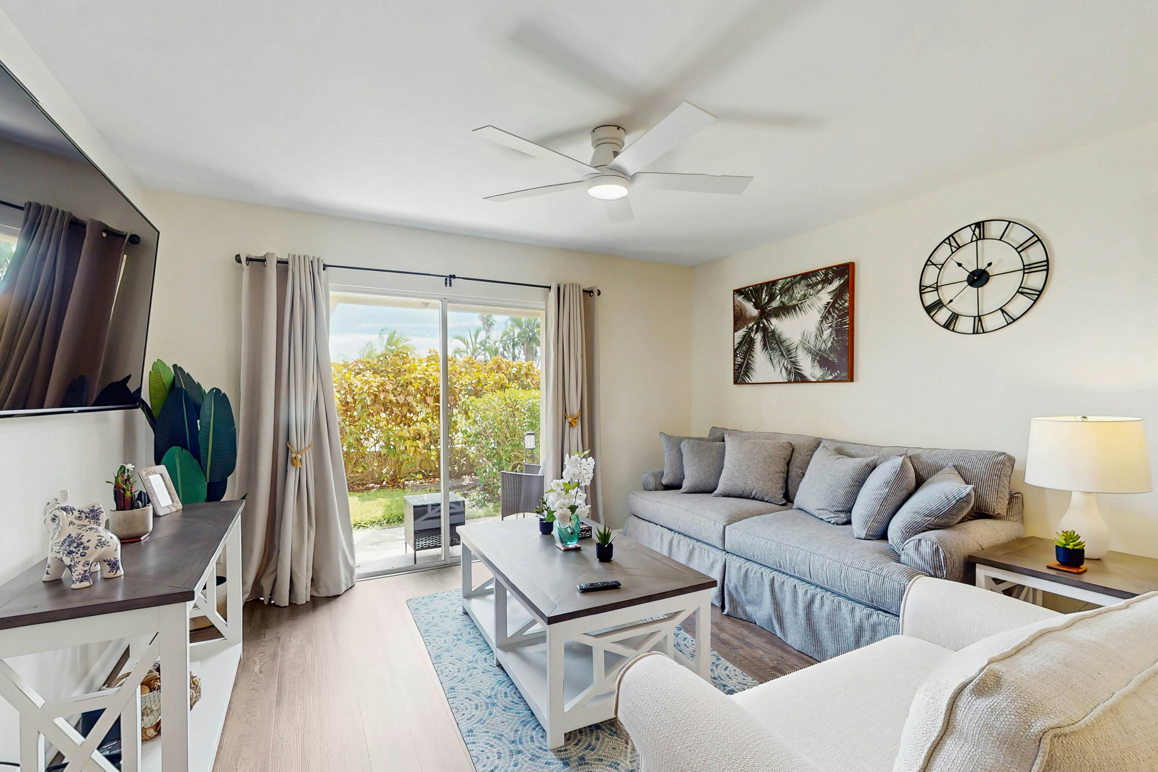 Beautiful condo near beaches & activities with pool access and golf course view