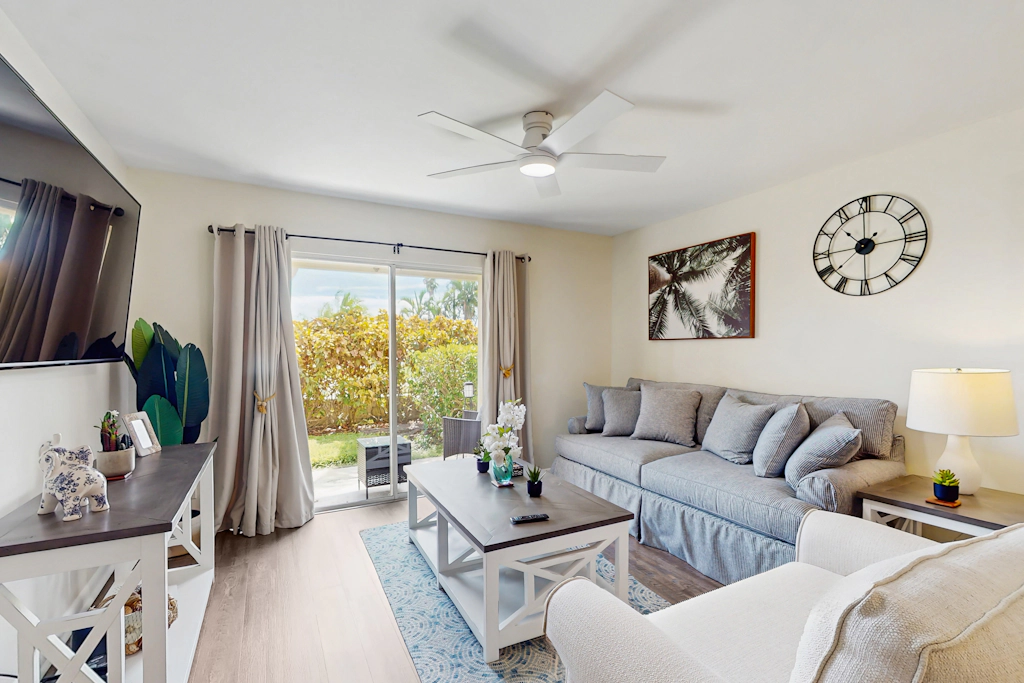 Beautiful condo near beaches and activities with pool access and golf course view