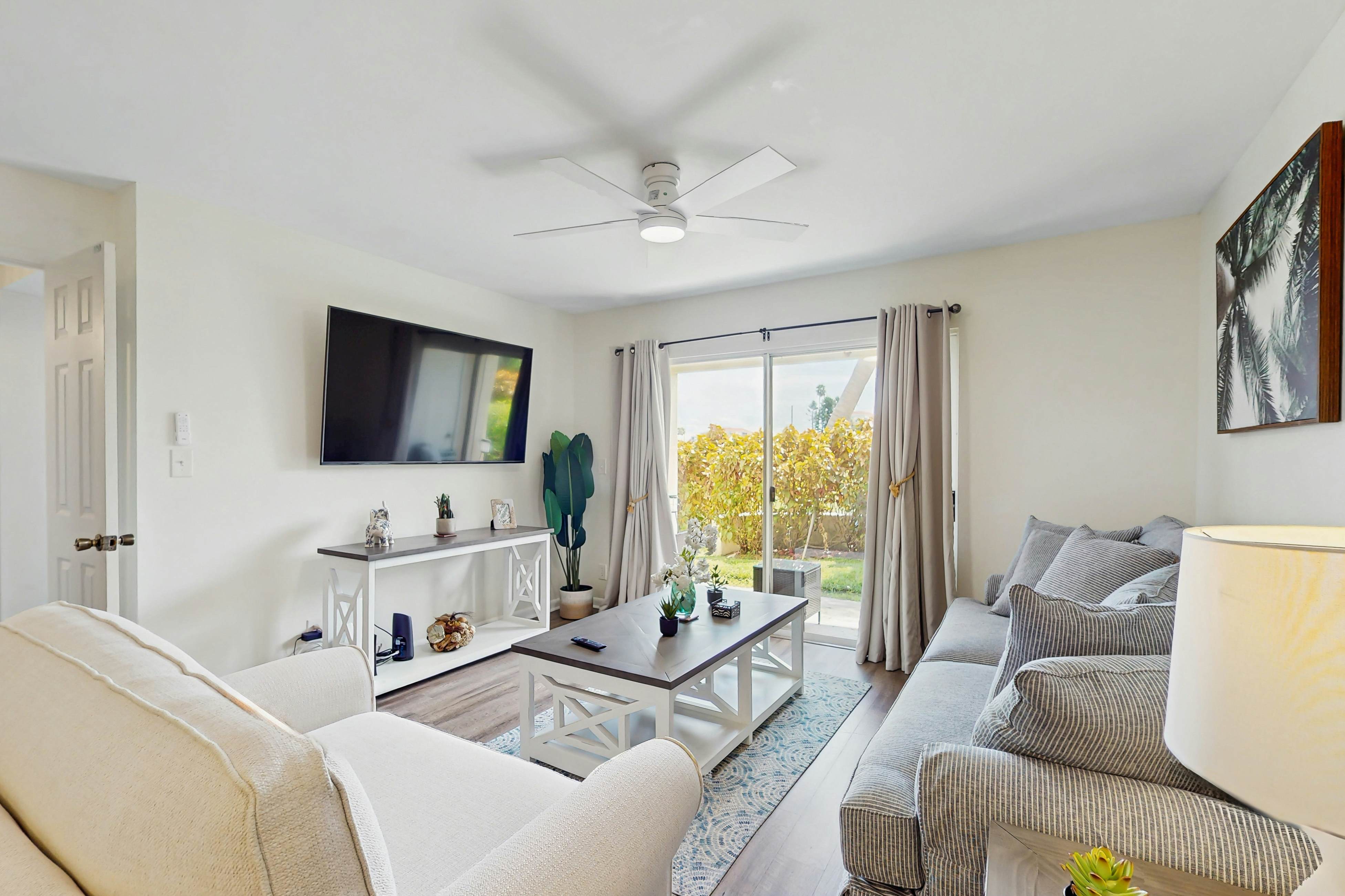 Beautiful condo near beaches & activities with pool access and golf course view