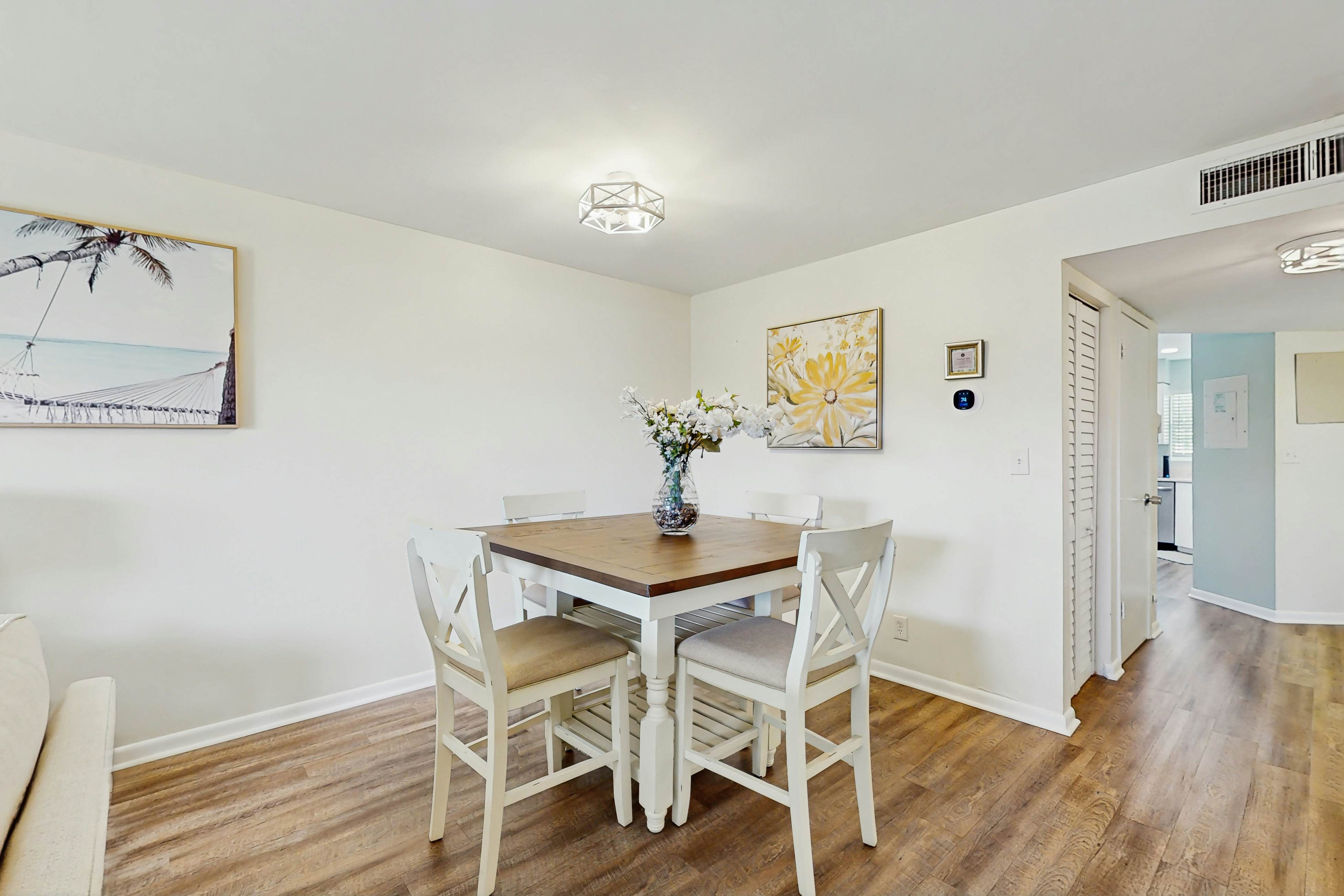 Beautiful condo near beaches & activities with pool access and golf course view