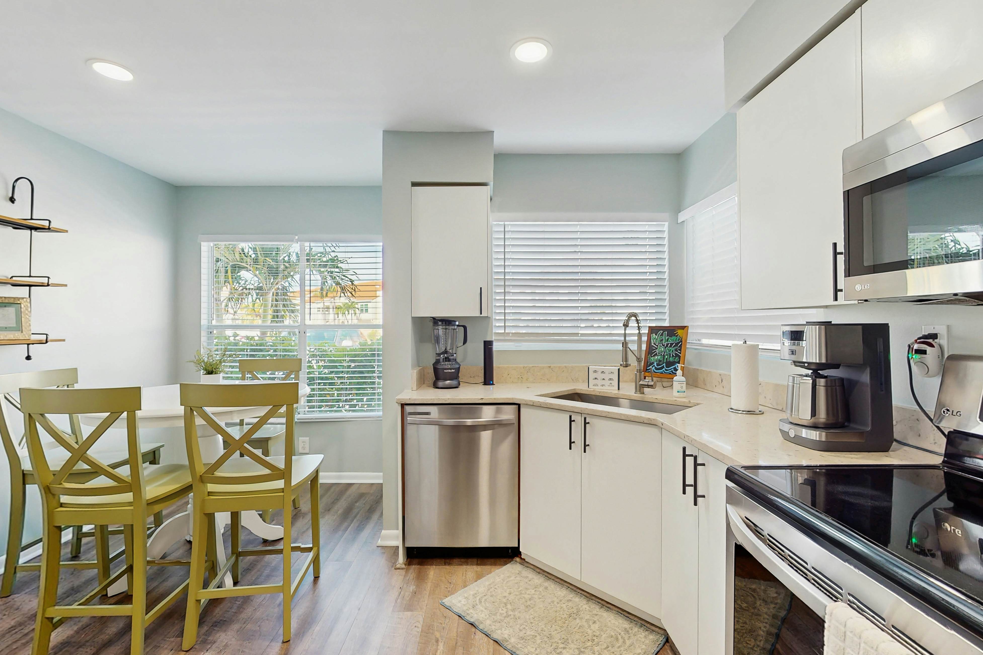 Beautiful condo near beaches & activities with pool access and golf course view