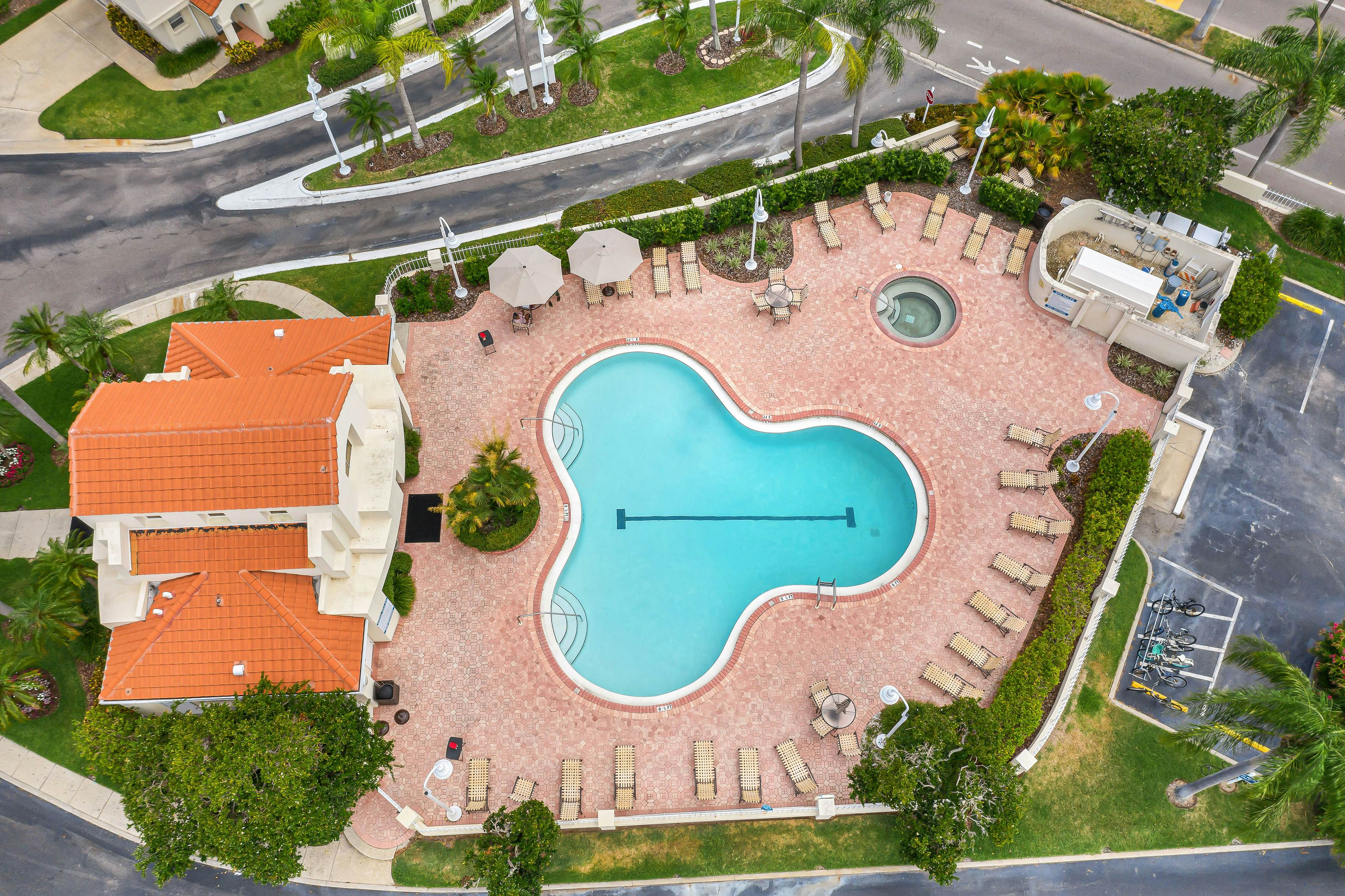 Beautiful condo near beaches & activities with pool access and golf course view