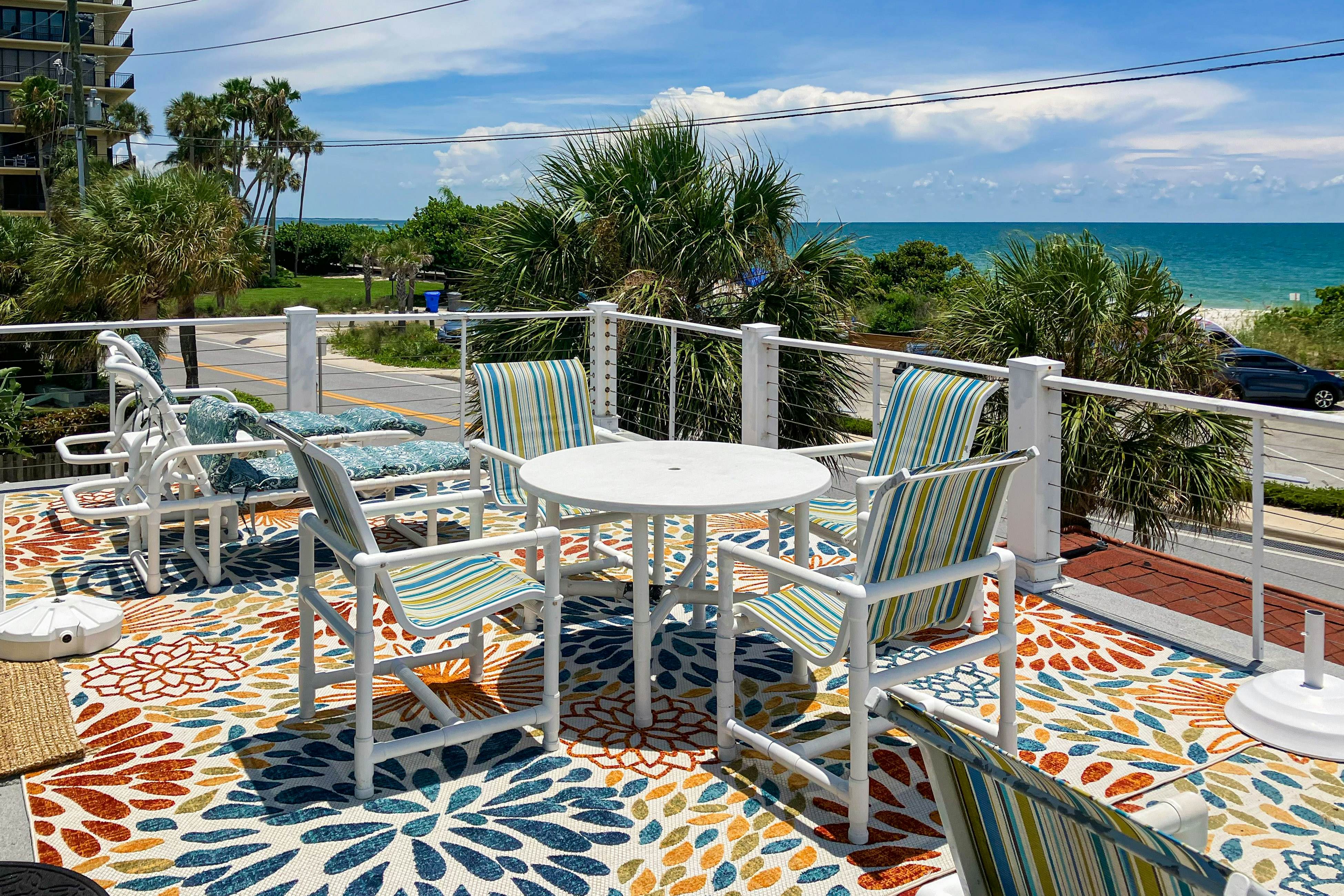 Treasure Island paradise with pool & Gulf-view deck - steps to Sunset Beach