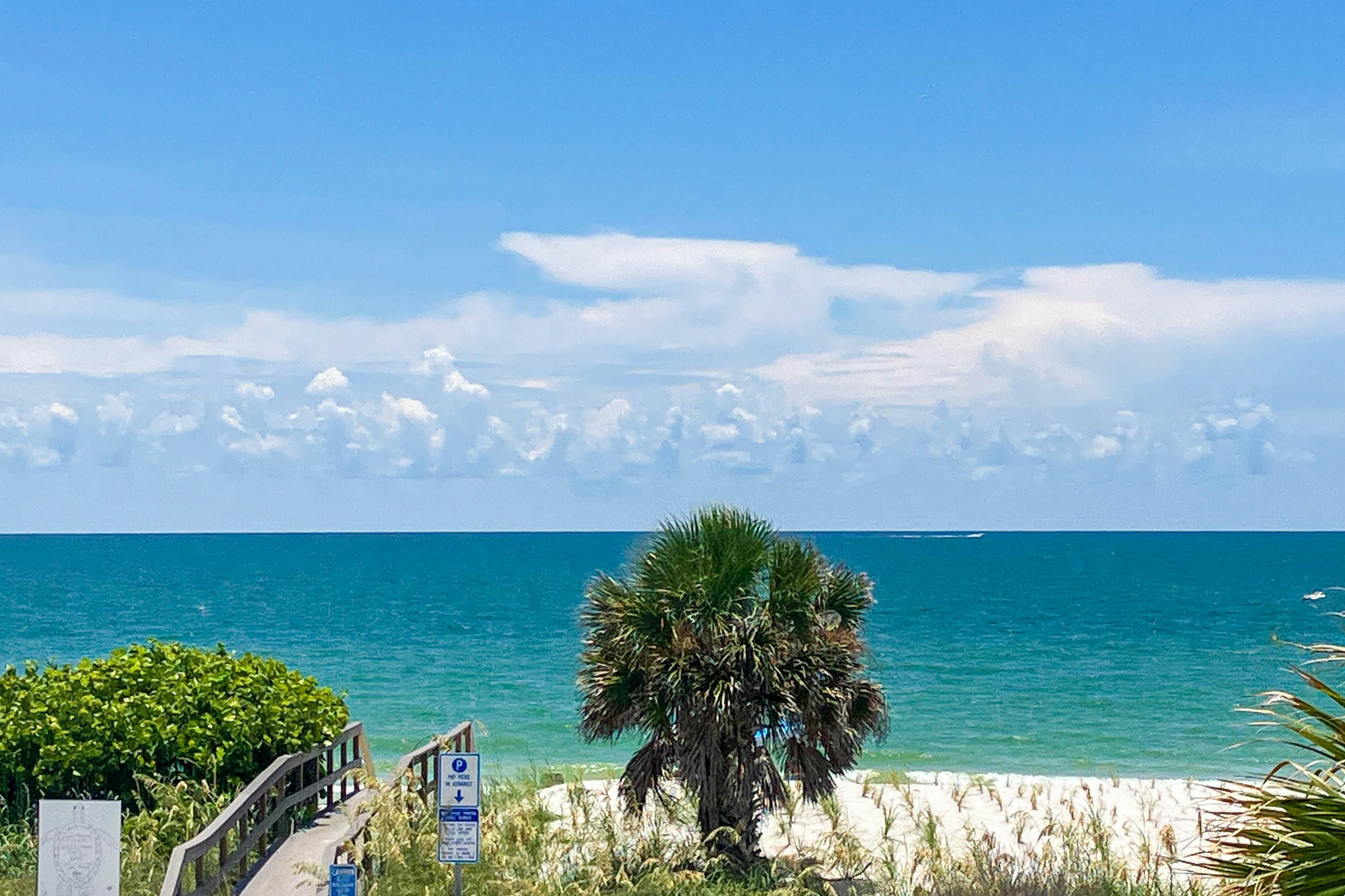 Treasure Island paradise with pool & Gulf-view deck - steps to Sunset Beach