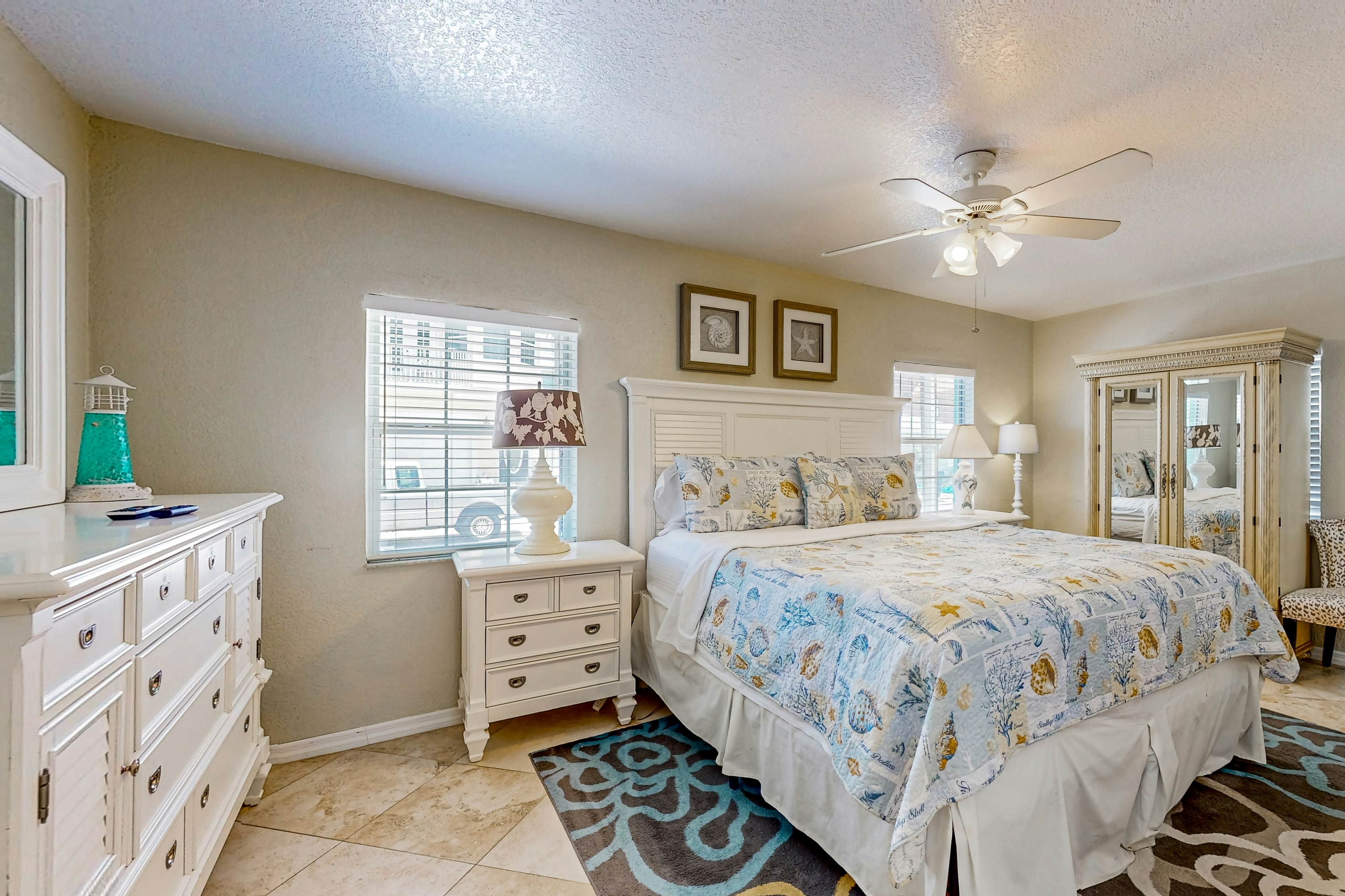 Treasure Island paradise with pool & Gulf-view deck - steps to Sunset Beach