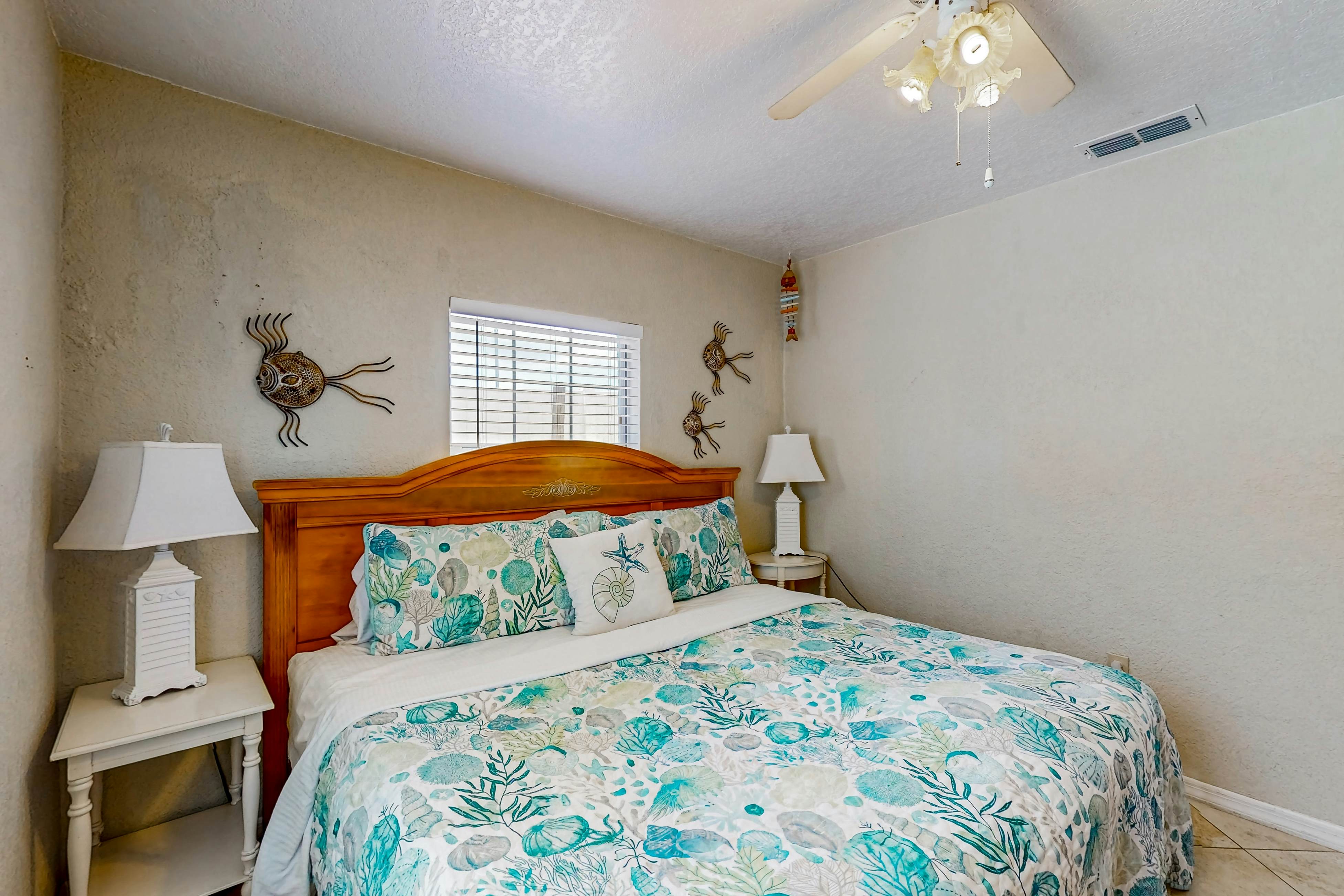 Treasure Island paradise with pool & Gulf-view deck - steps to Sunset Beach