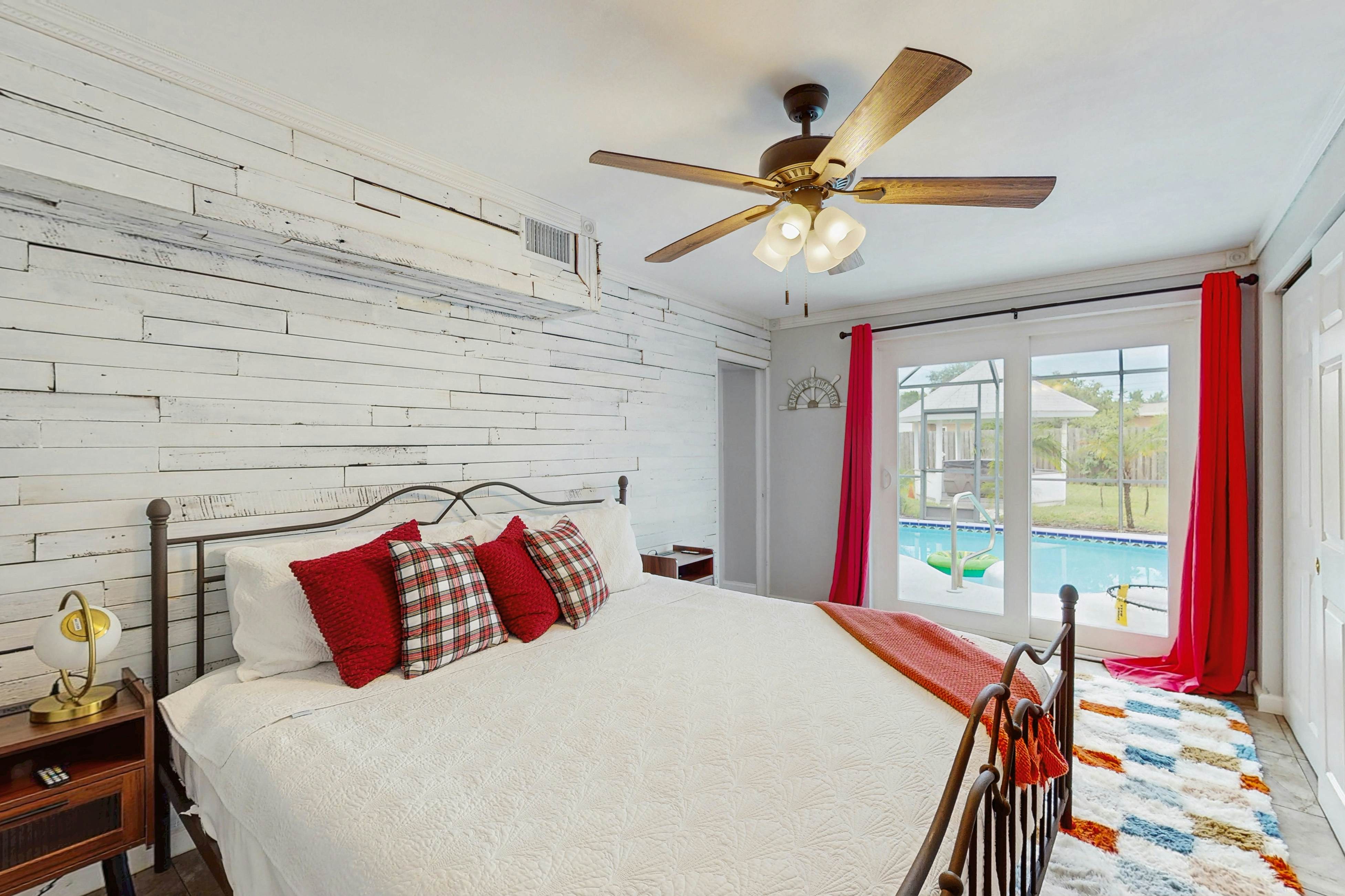 Spacious family friendly pool home with hot tub and game room, near Gulf beaches