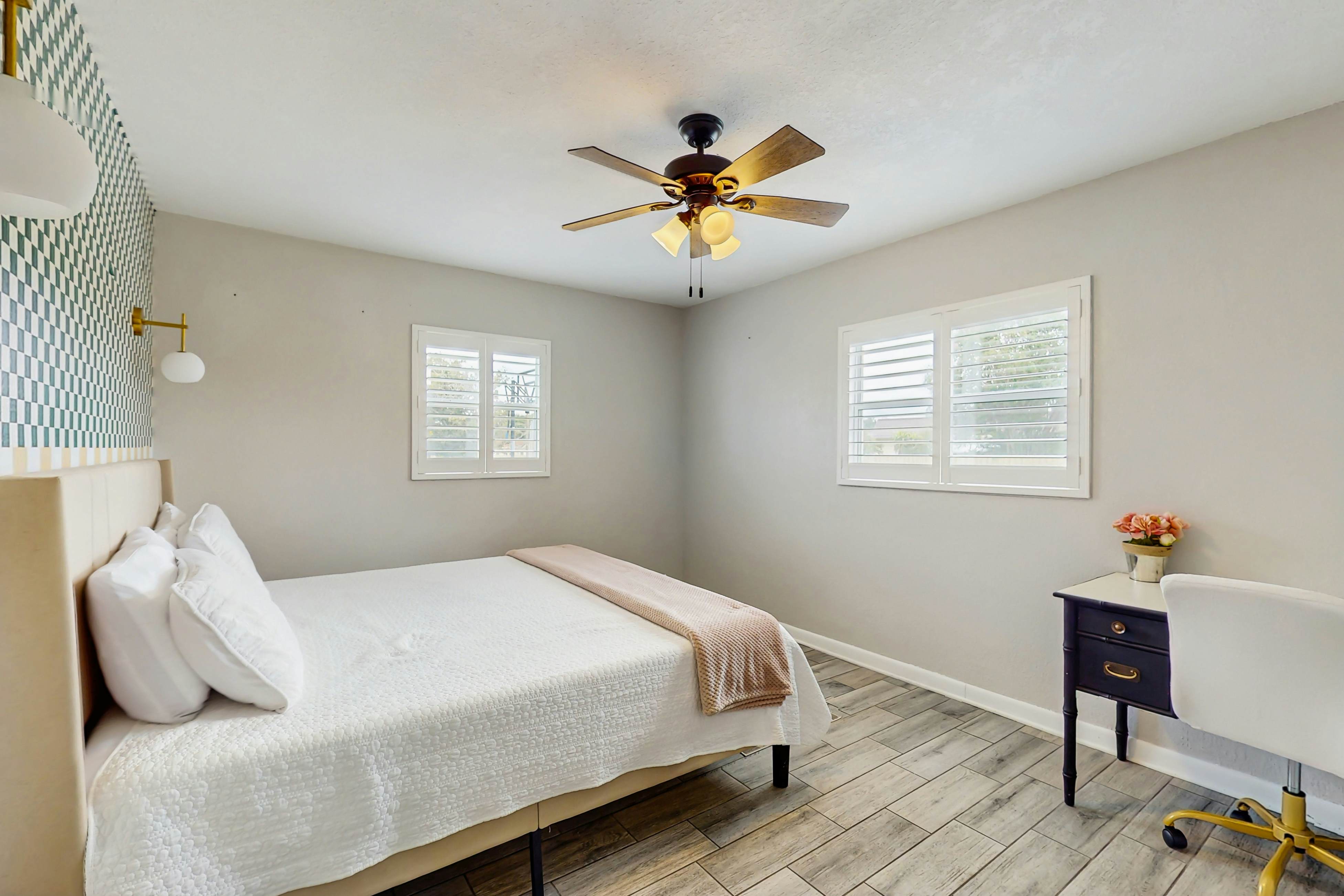 Spacious family friendly pool home with hot tub and game room, near Gulf beaches