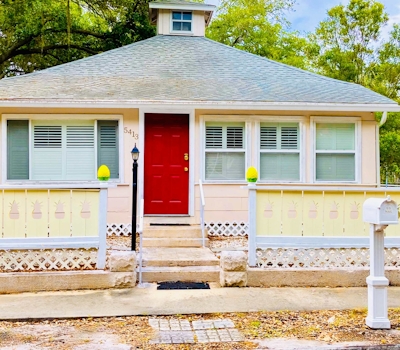 Charming Downtown Gulfport Escape | Snowbird Friendly