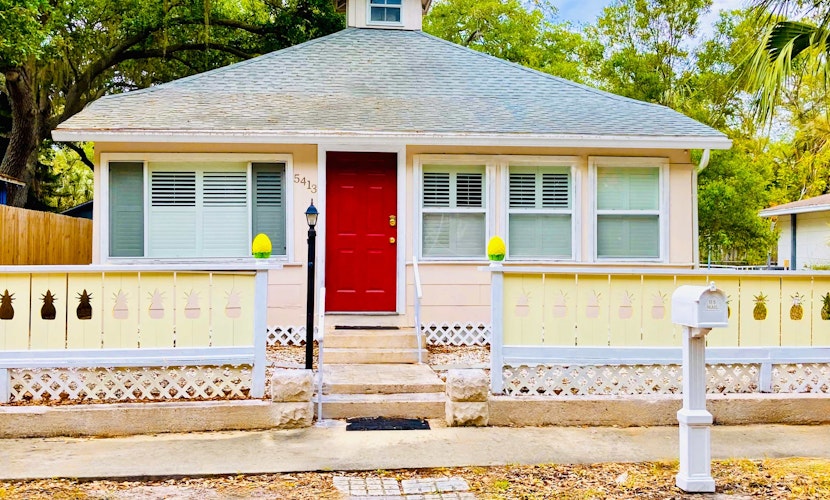 Charming Downtown Gulfport Escape | Snowbird Friendly