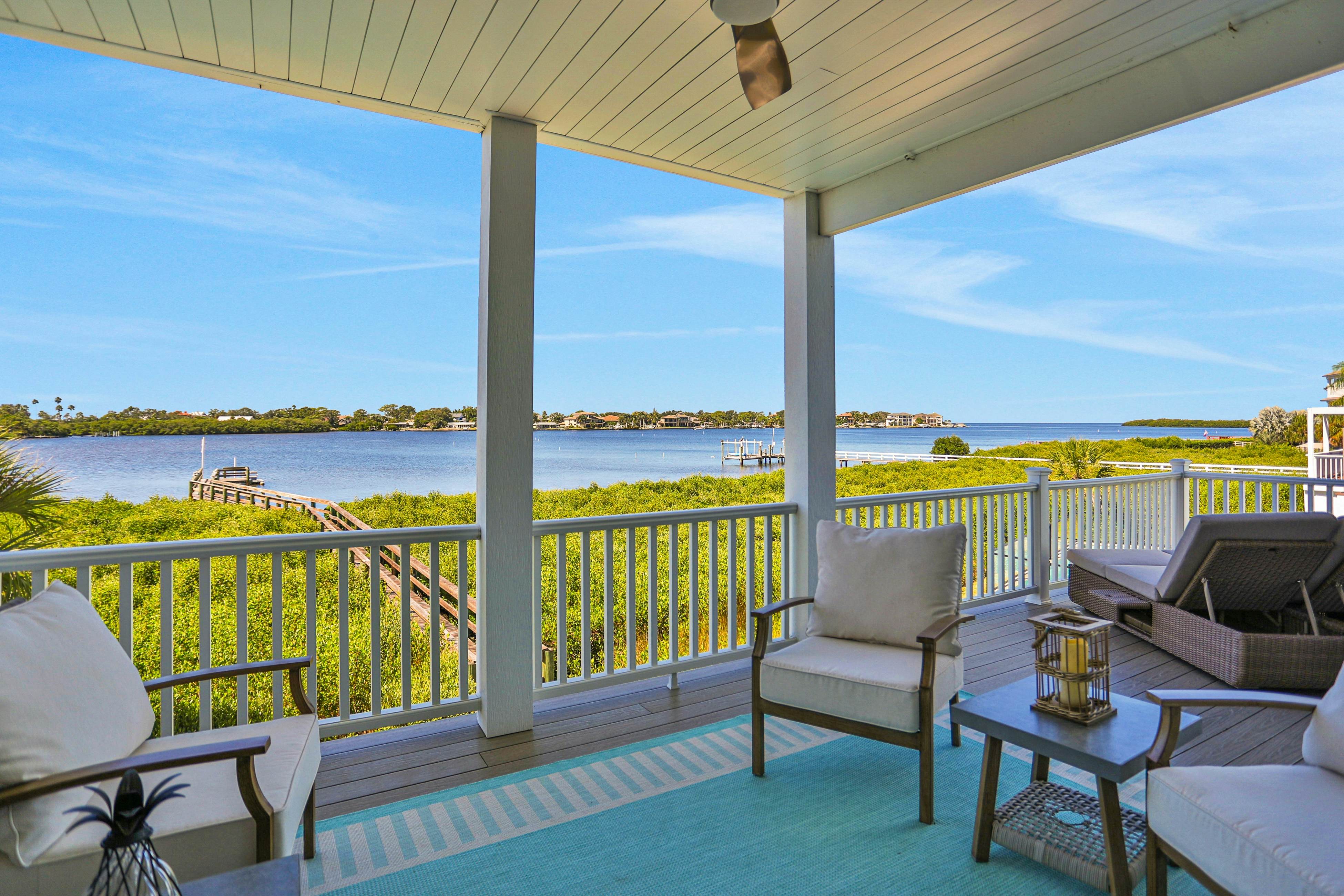 Luxurious waterfront home w pool game room dock
