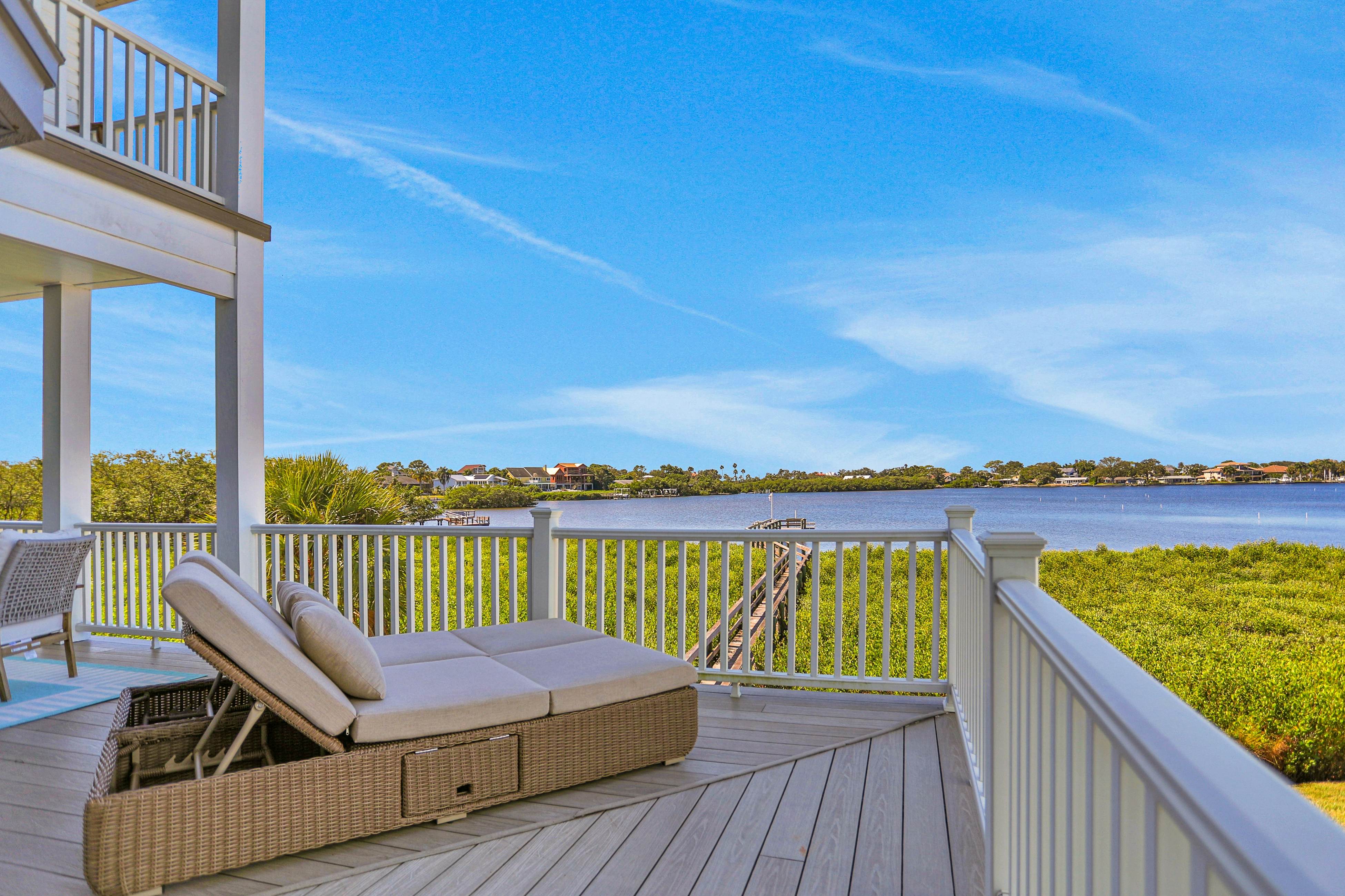 Luxurious waterfront home w pool game room dock