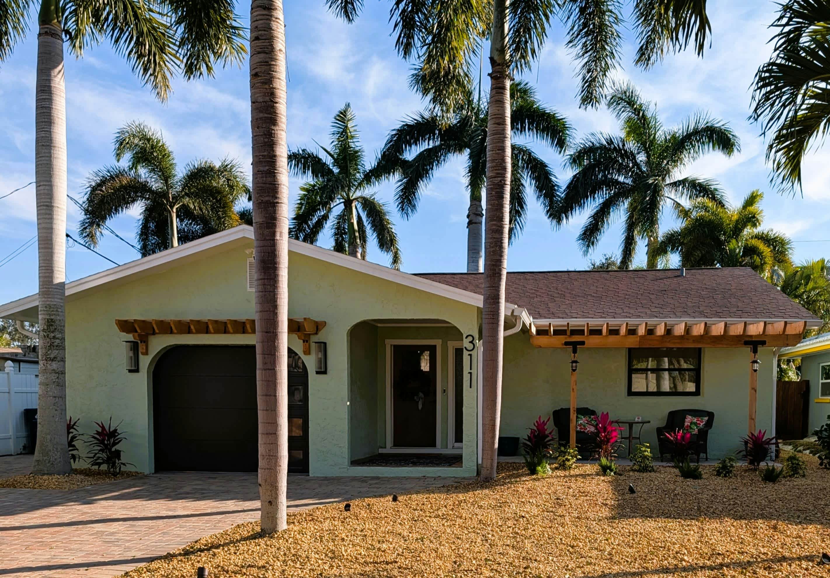 Island getaway steps from the beach