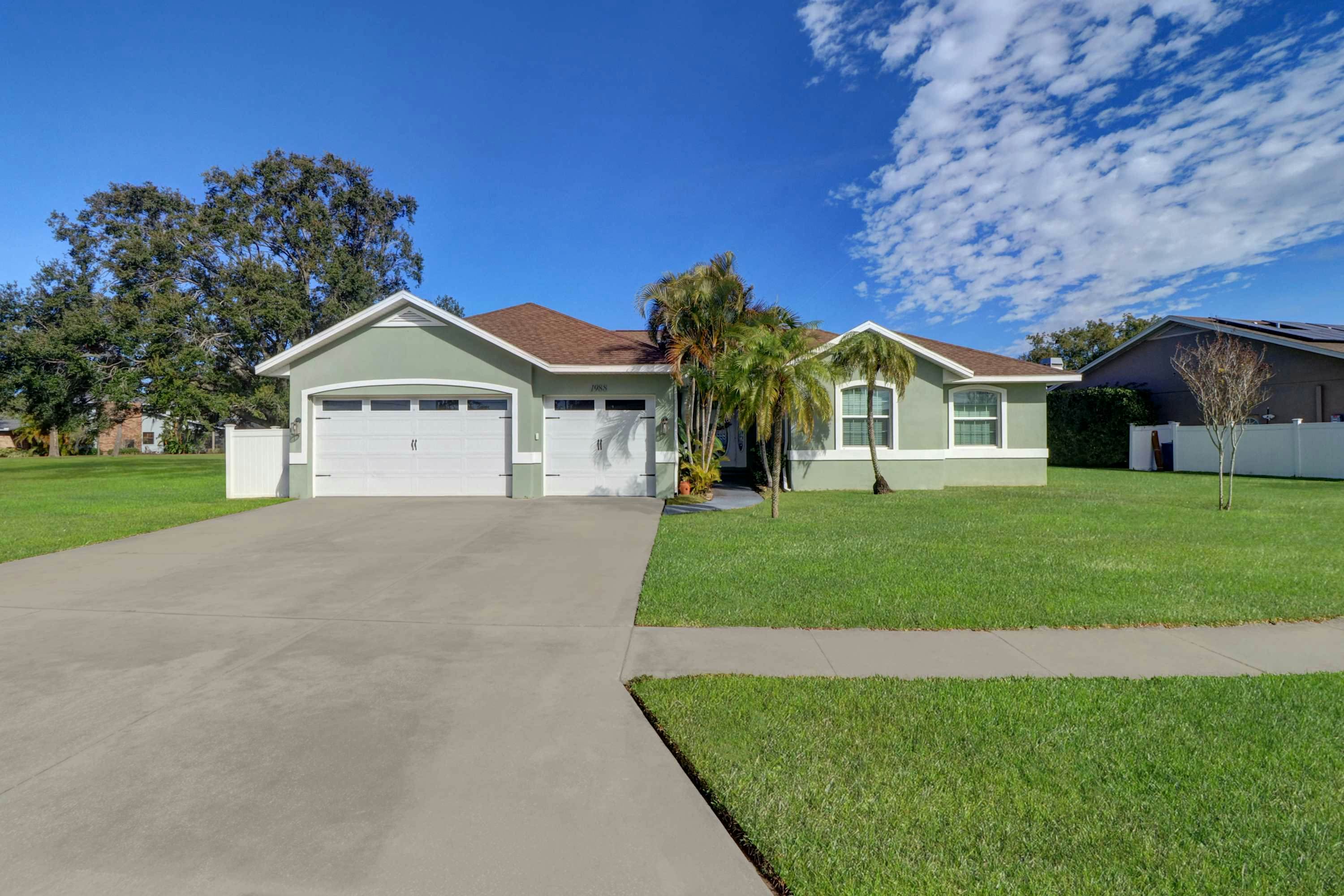 Palm Harbor Retreat with Pool, Firepit, Pool Table & Pet-Friendly