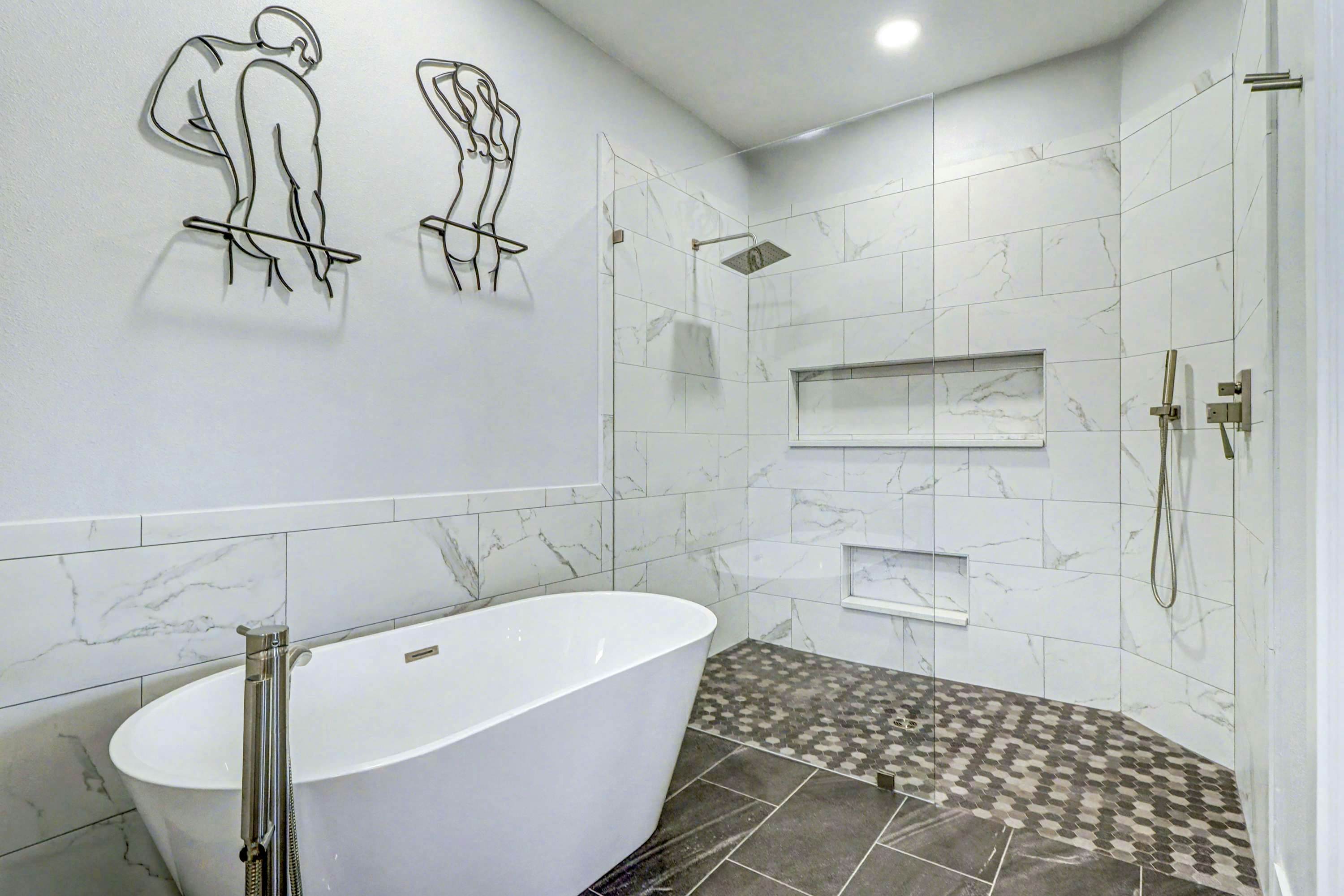 Palm Harbor Retreat with Pool, Firepit, Pool Table & Pet-Friendly