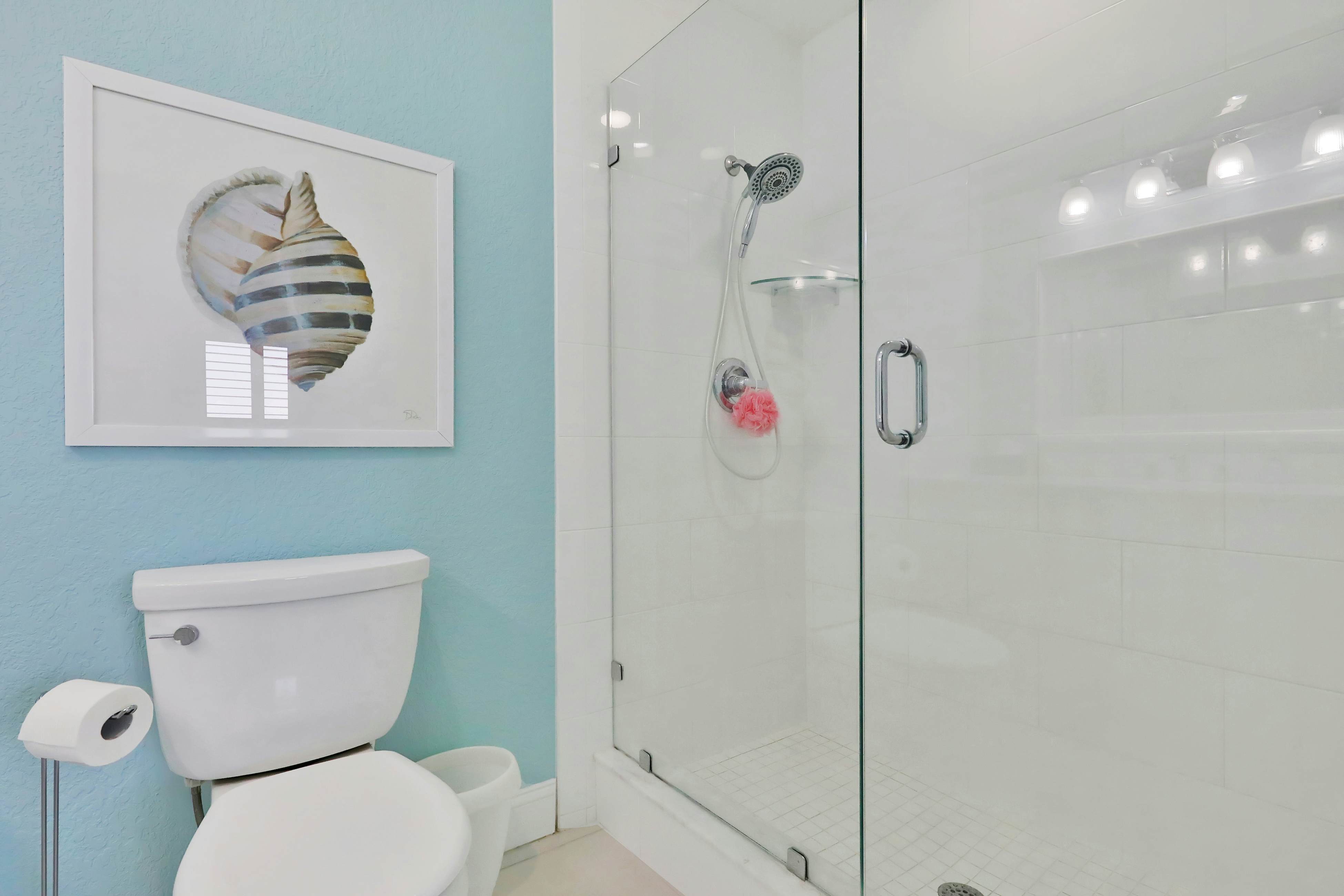 Bright, Gulf front condo just steps from the beach