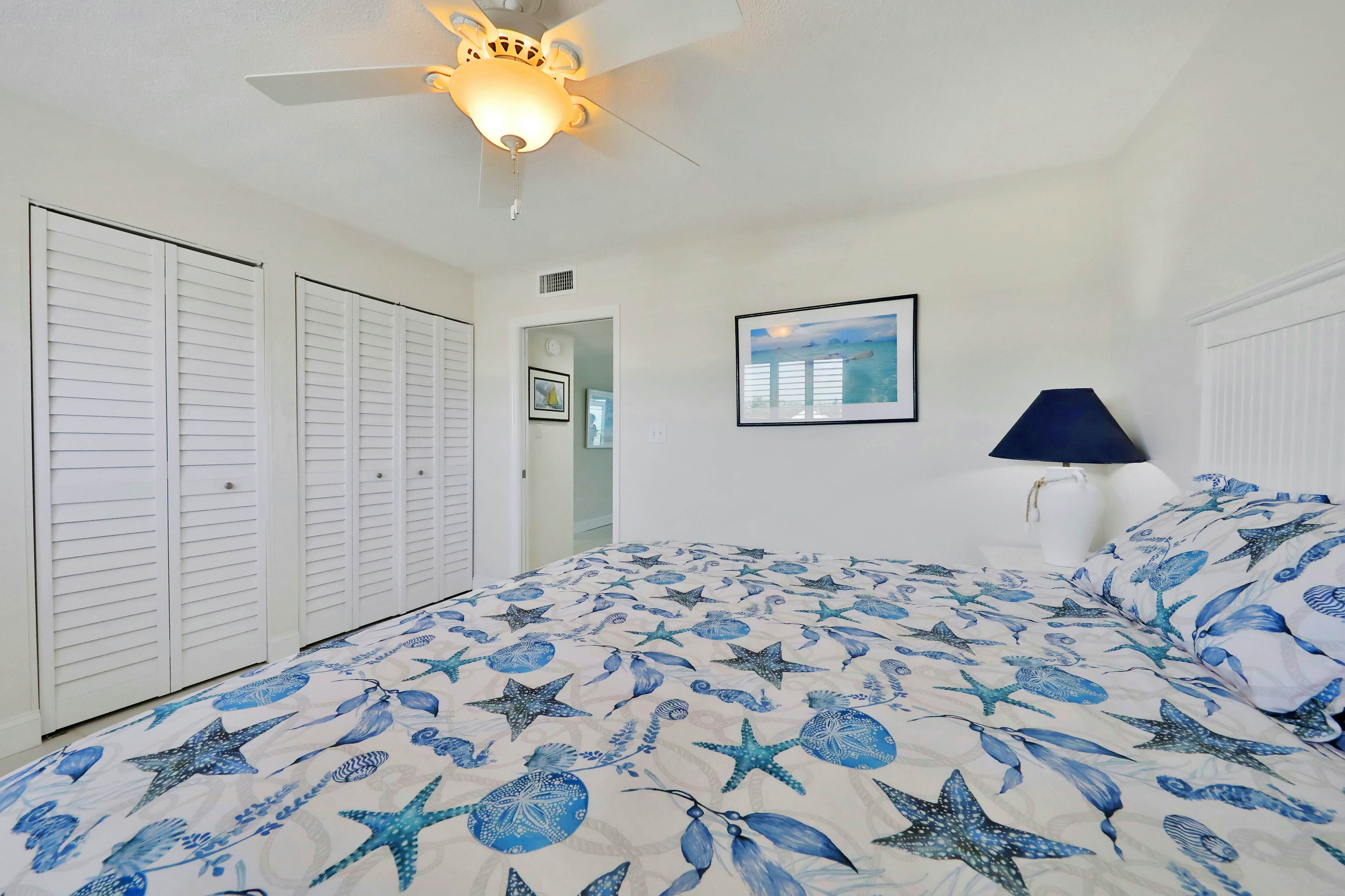 Bright, Gulf front condo just steps from the beach
