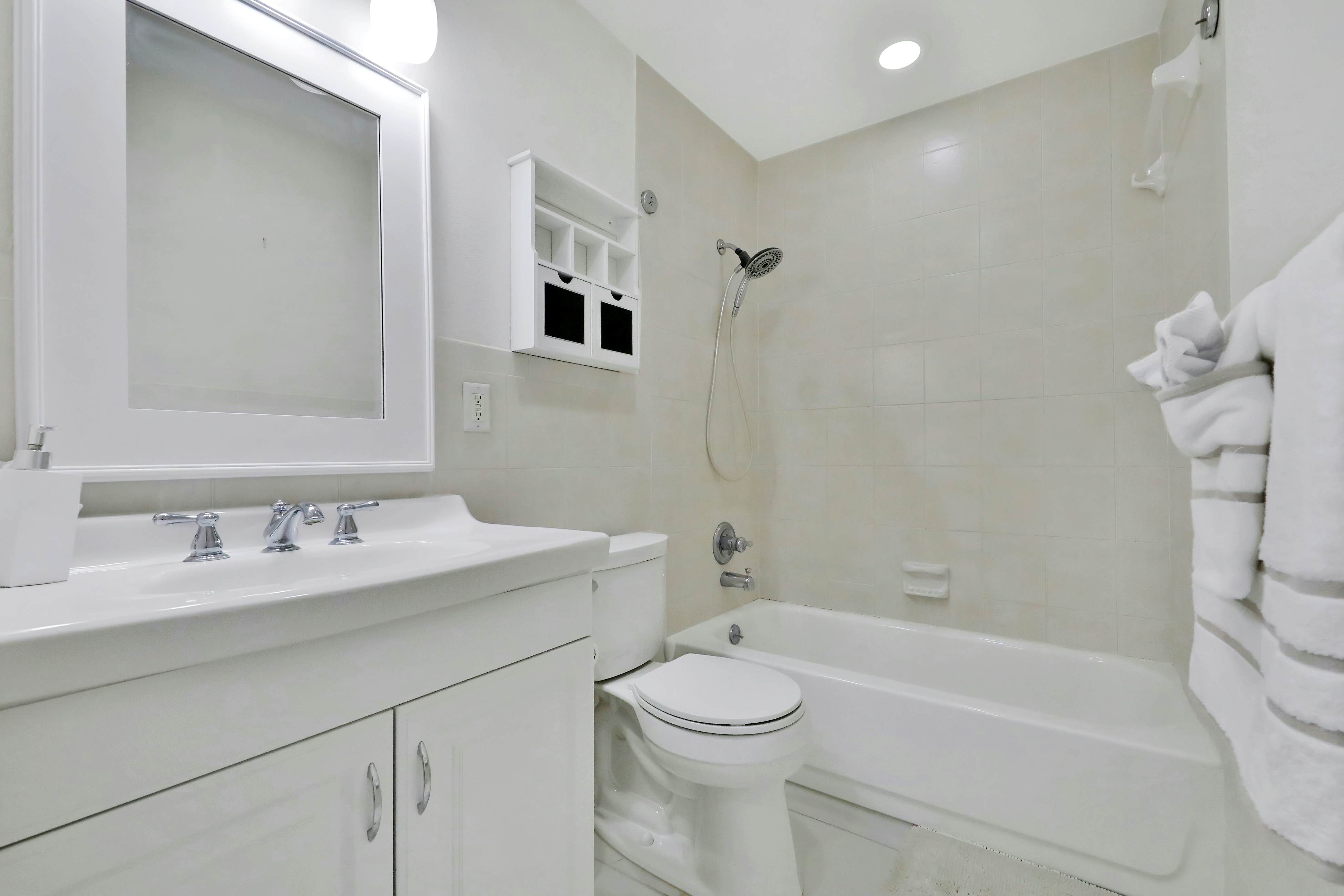 Bright, Gulf front condo just steps from the beach