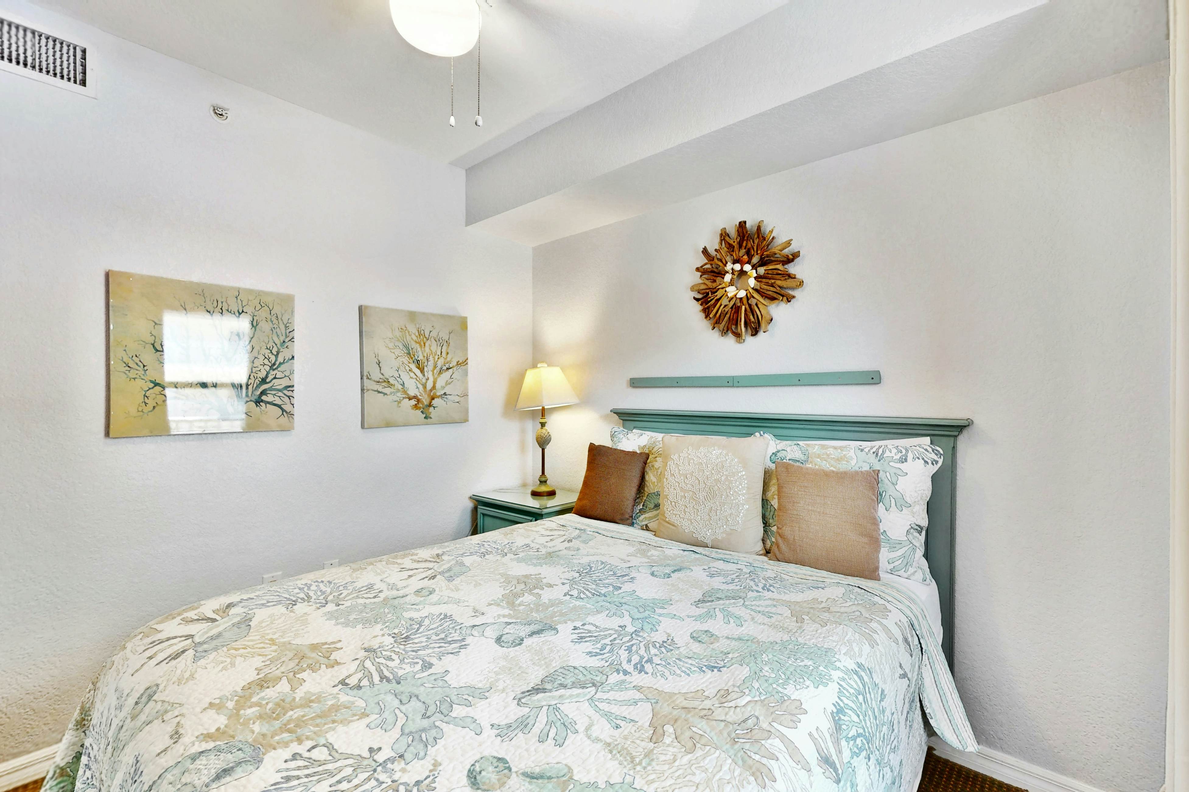 Second-floor condo with beach access, balcony, pool, hot tubs, and ping-pong