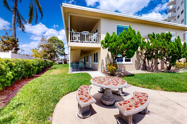 Bayfront 2nd floor condo in great location with water views dock WD balcony