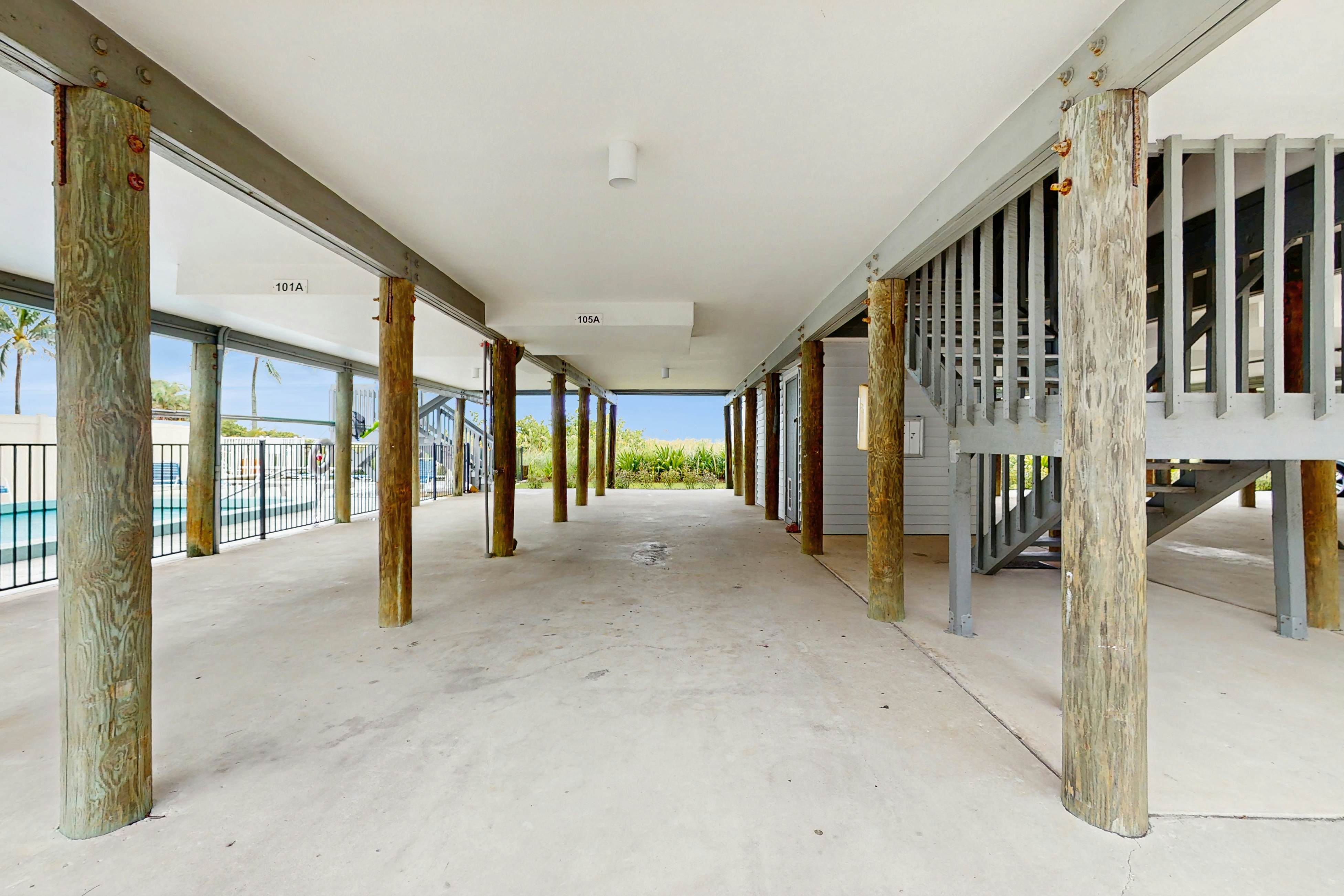 3rd-floor beachfront condo with beach access, pool, Gulf views, W/D, balcony, AC