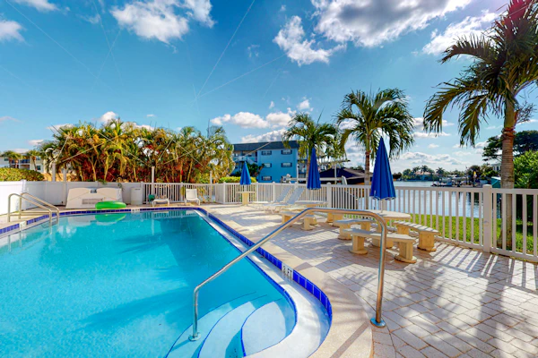 Family-Friendly, Canal Front Condo Near Beach | Close to Island Events