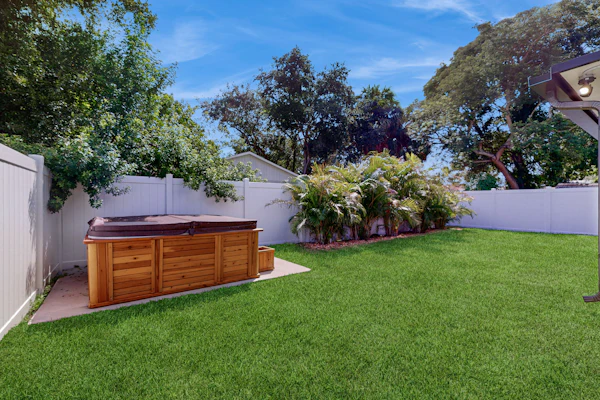 Fully renovated family friendly with covered patio hot tub central location