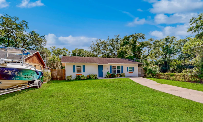 Dog friendly home with fenced yard firepit washer dryer and central AC