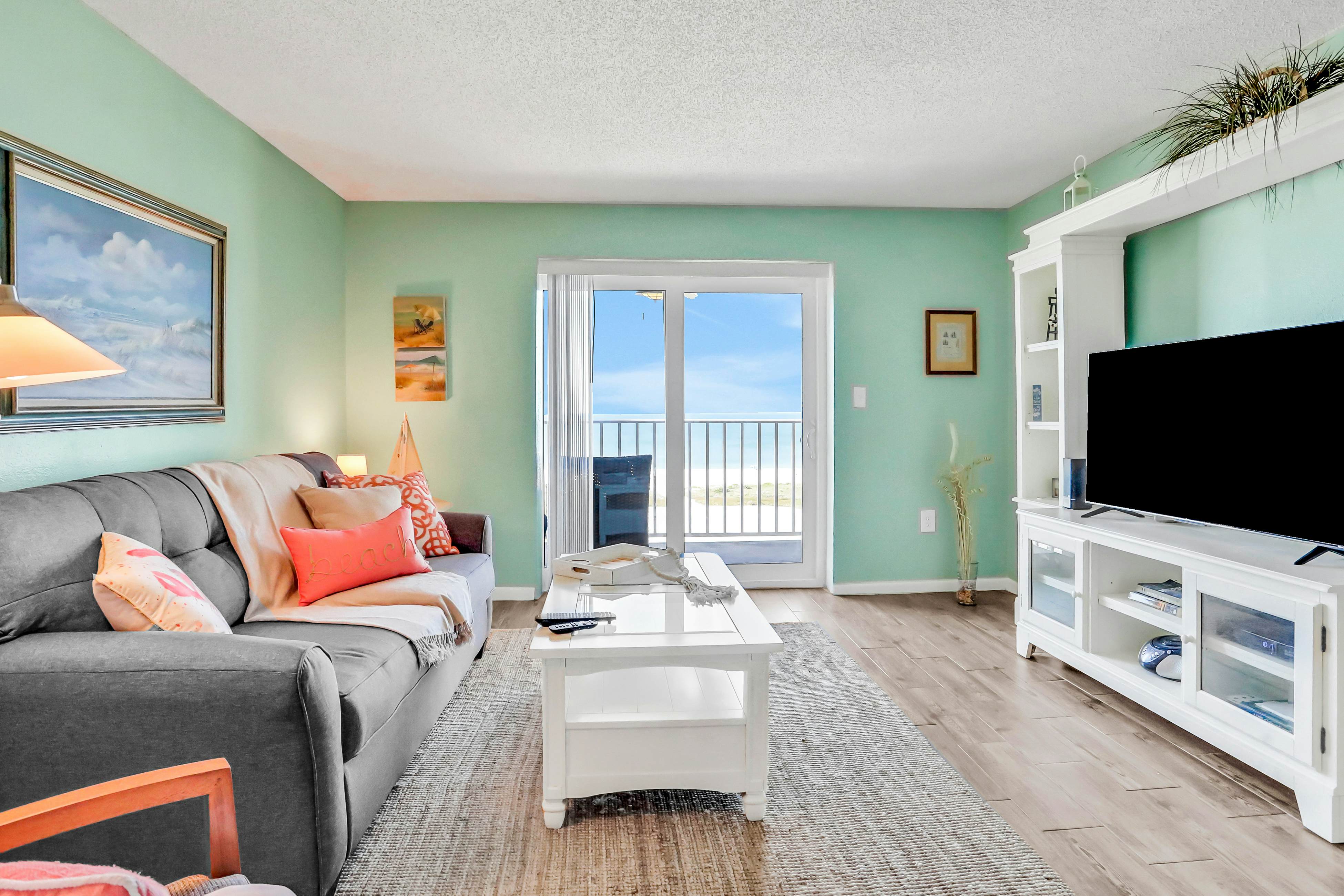 Gulf-front condo near golf with beach access & heated pool - snowbird-friendly